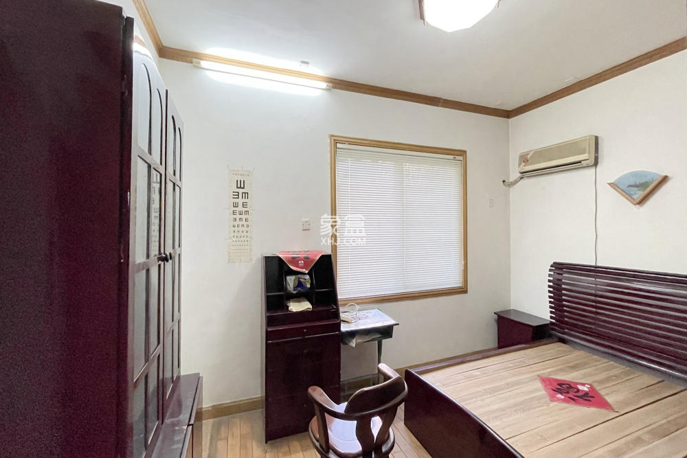 富華大廈  2室2廳1衛(wèi)   86.00萬(wàn)
