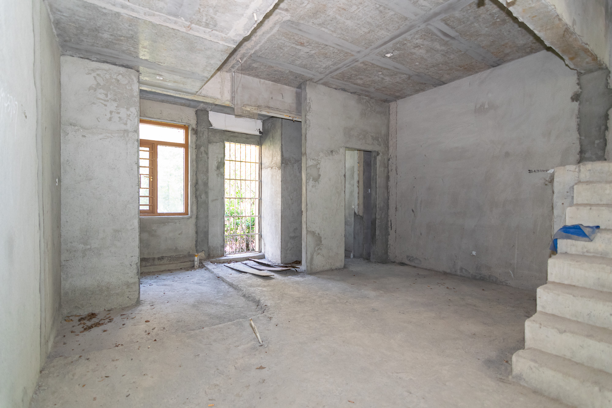 润和紫郡一期  6室3厅2卫    258.0万 润和紫郡一期  6室3厅2卫    258.0万其他