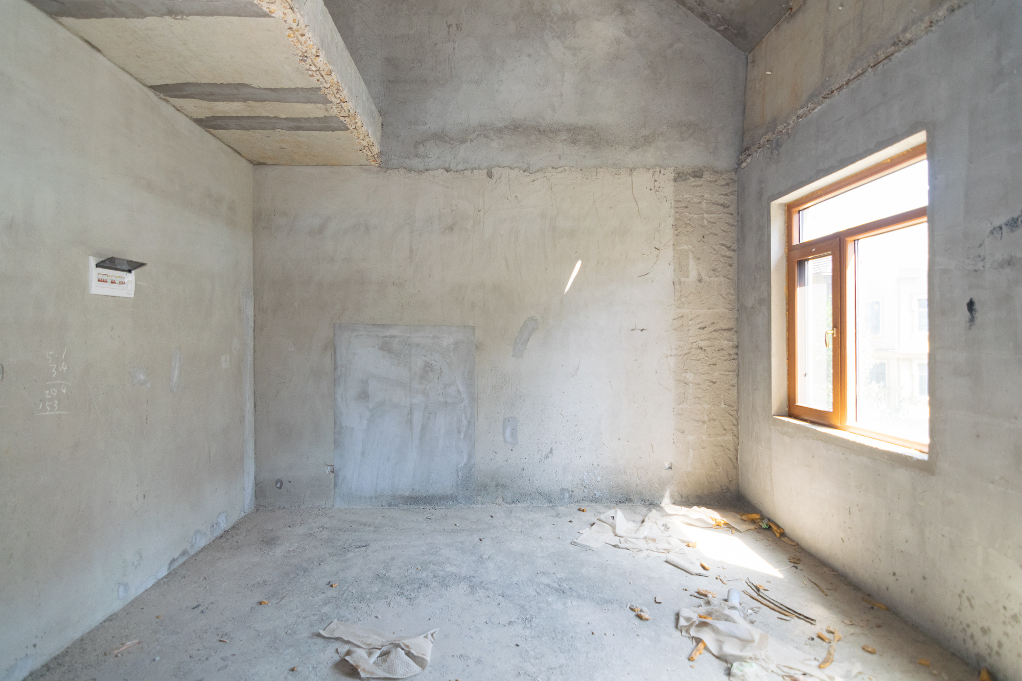 润和紫郡一期  6室3厅2卫    258.0万 润和紫郡一期  6室3厅2卫    258.0万卧室