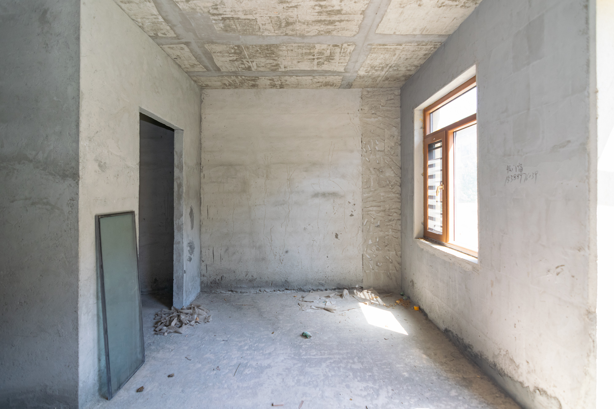 润和紫郡一期  6室3厅2卫    258.0万 润和紫郡一期  6室3厅2卫    258.0万卧室