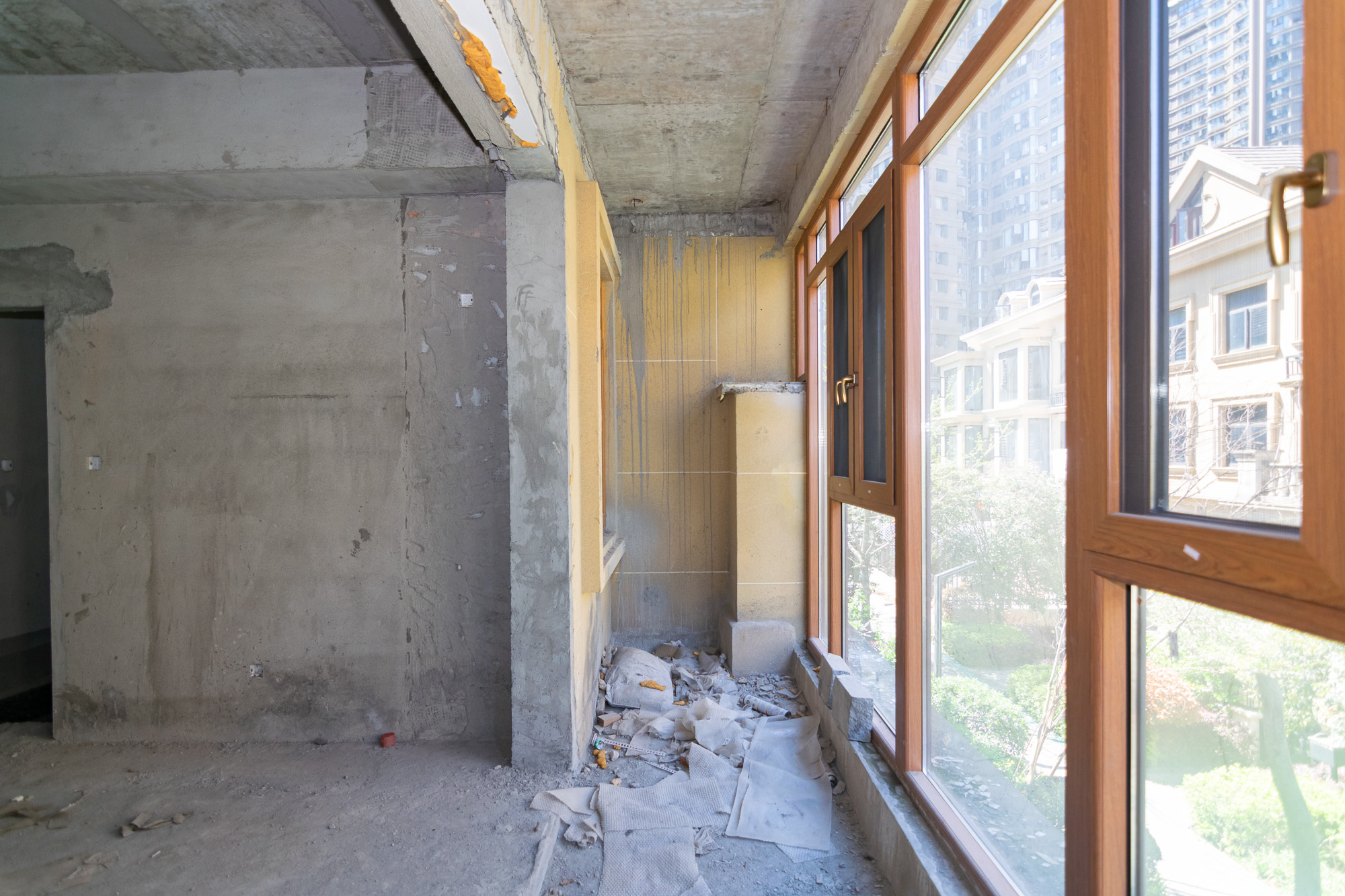 润和紫郡一期  6室3厅2卫    258.0万 润和紫郡一期  6室3厅2卫    258.0万阳台