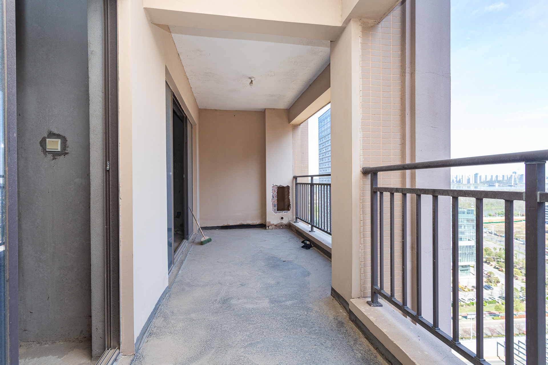 长燃新奥佳园 3室2厅2卫 108.0万 长燃新奥佳园 3室2厅2卫 108.0万阳台