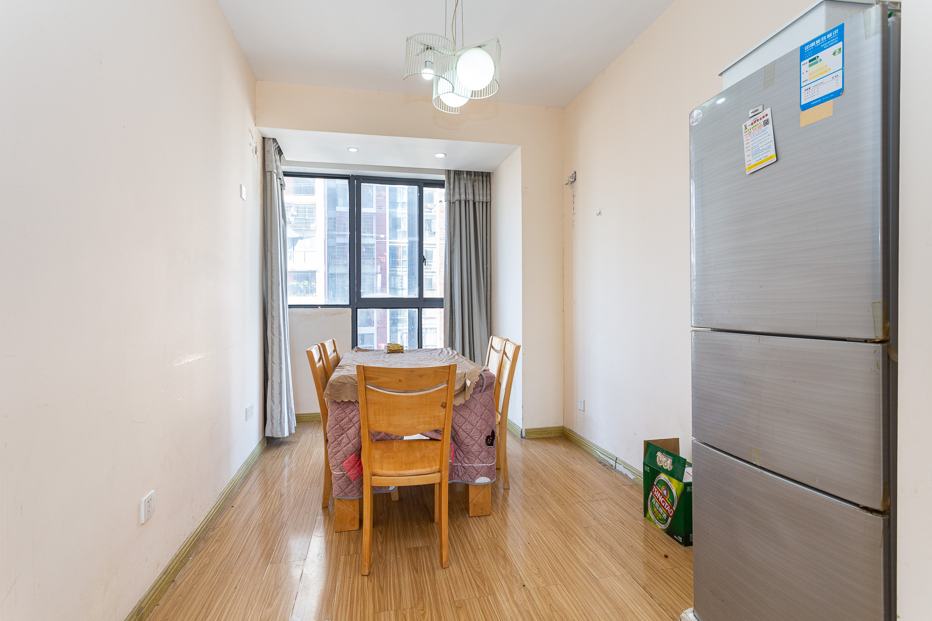 浩龙音乐界  3室2厅2卫    80.0万 浩龙音乐界  3室2厅2卫    80.0万客厅