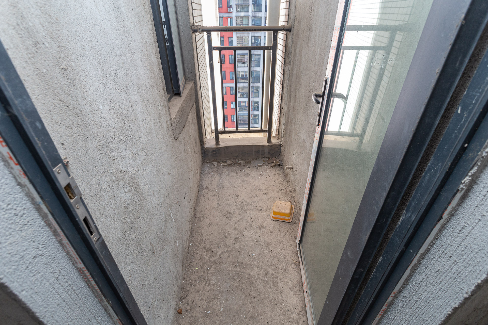 浩龙音乐界  2室2厅1卫    47.88万阳台