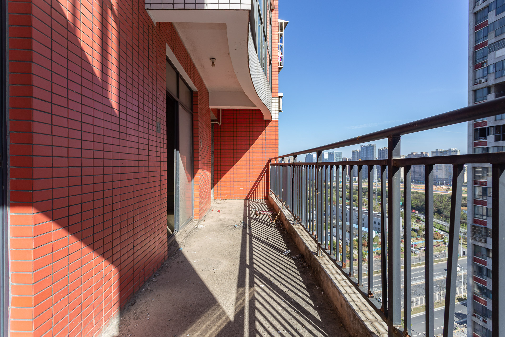 浩龙音乐界  2室2厅1卫    47.88万阳台