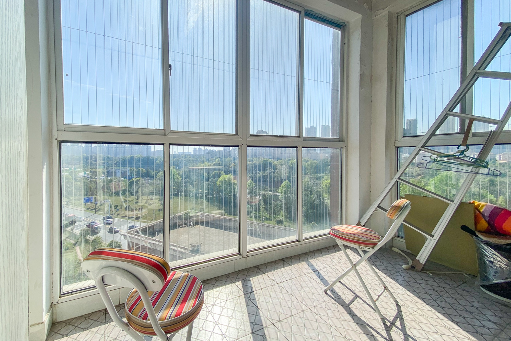 淞雅苑 3室2厅2卫 86.8万 淞雅苑 3室2厅2卫 86.8万阳台