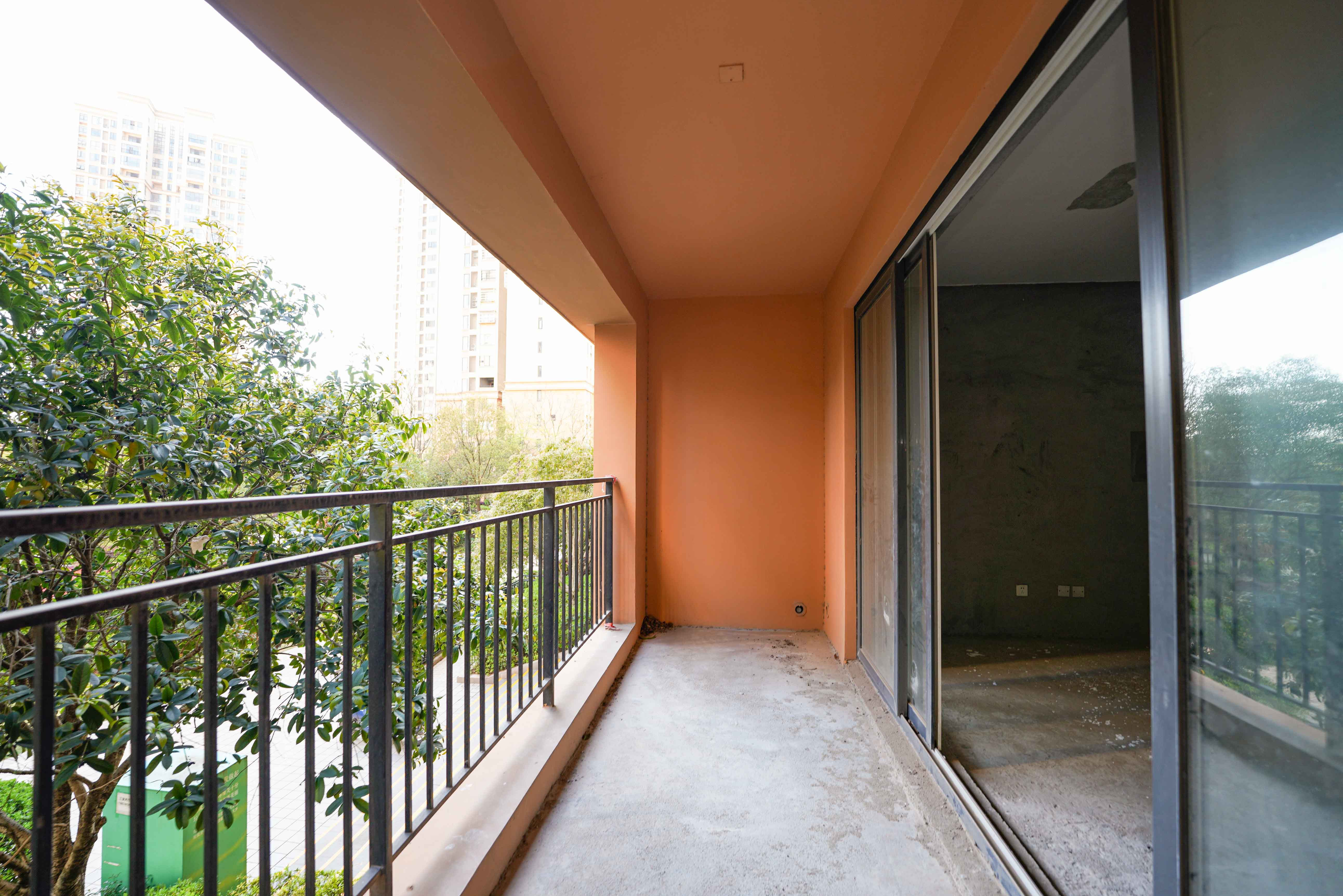 佳兆业君汇上品 3室2厅1卫 72.0万 佳兆业君汇上品 3室2厅1卫 72.0万其他