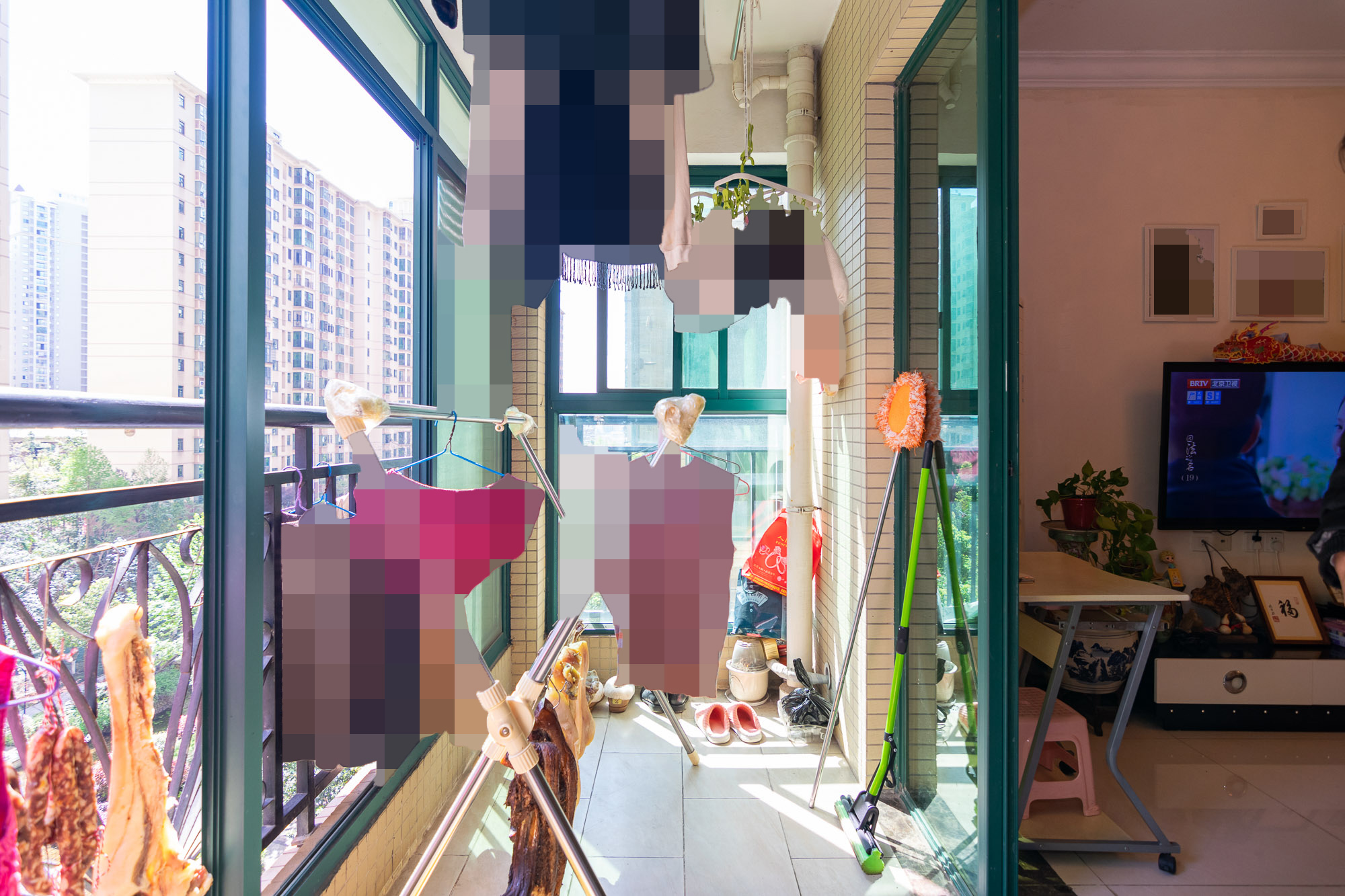 富基世纪公园  3室2厅1卫    64.8万 富基世纪公园  3室2厅1卫    64.8万阳台