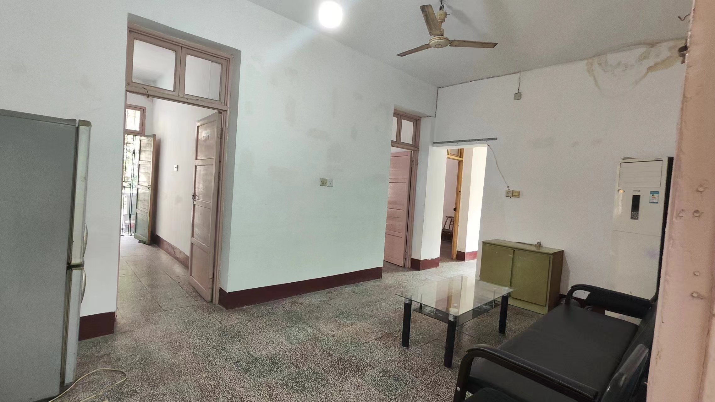 花园二村 3室2厅1卫 39.9万 花园二村 3室2厅1卫 39.9万室内图