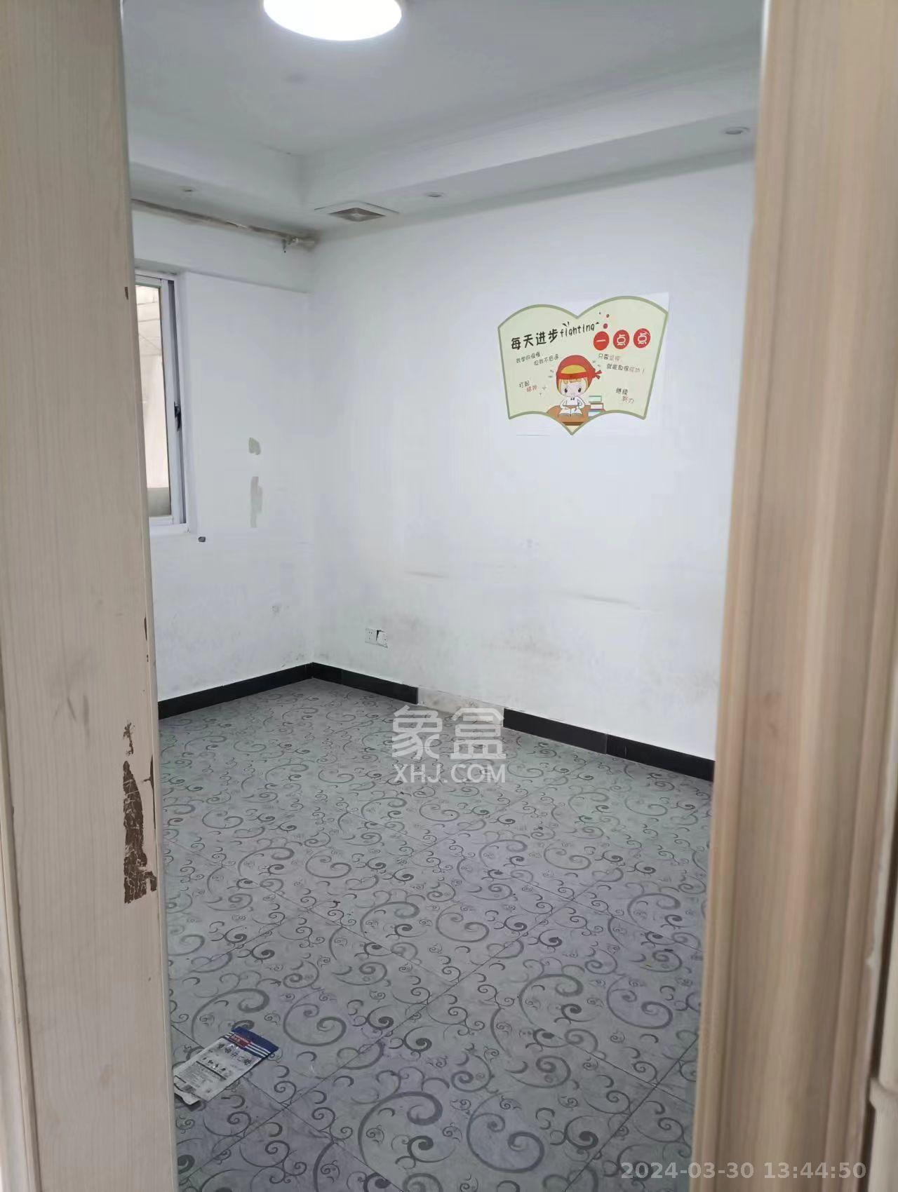 京豪大厦  3室1厅1卫   3000.00元/月室内图