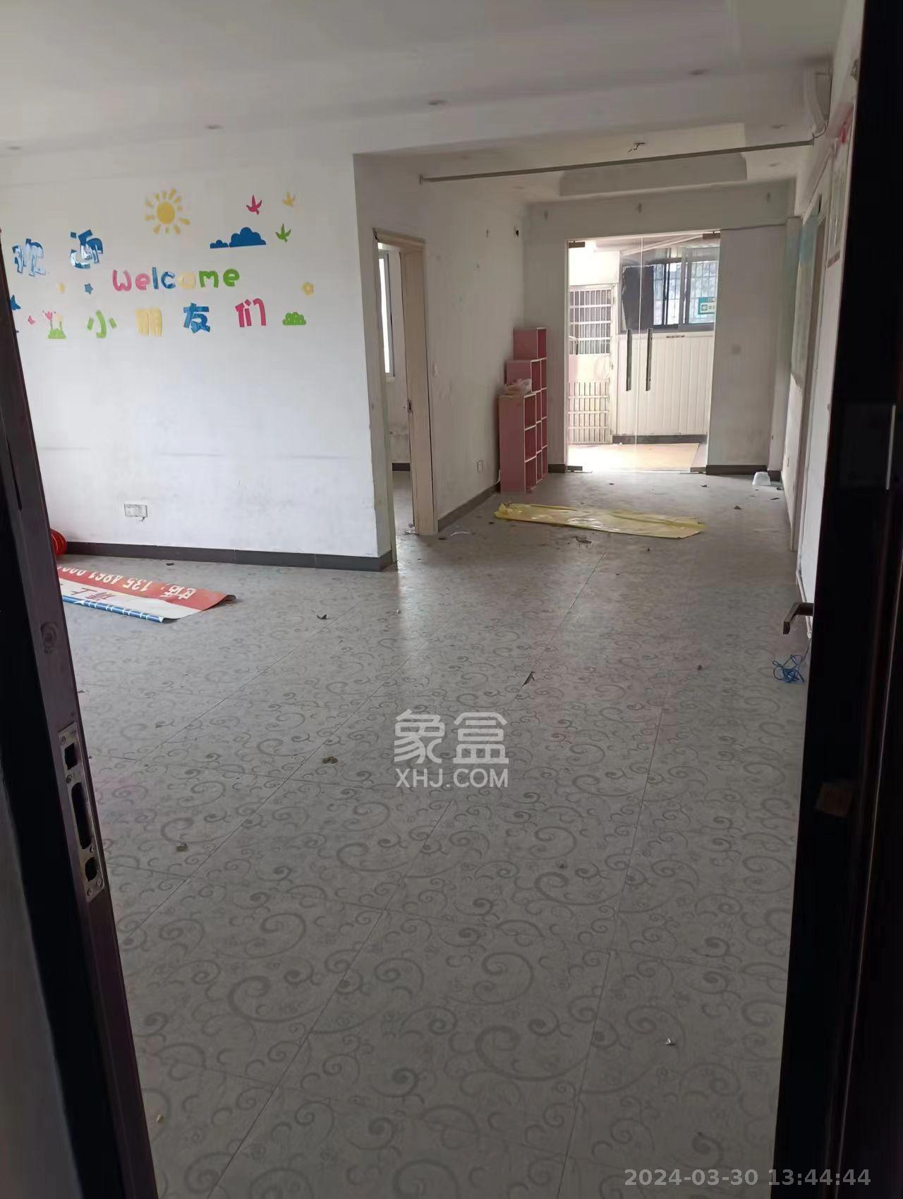 京豪大厦  3室1厅1卫   3000.00元/月室内图1