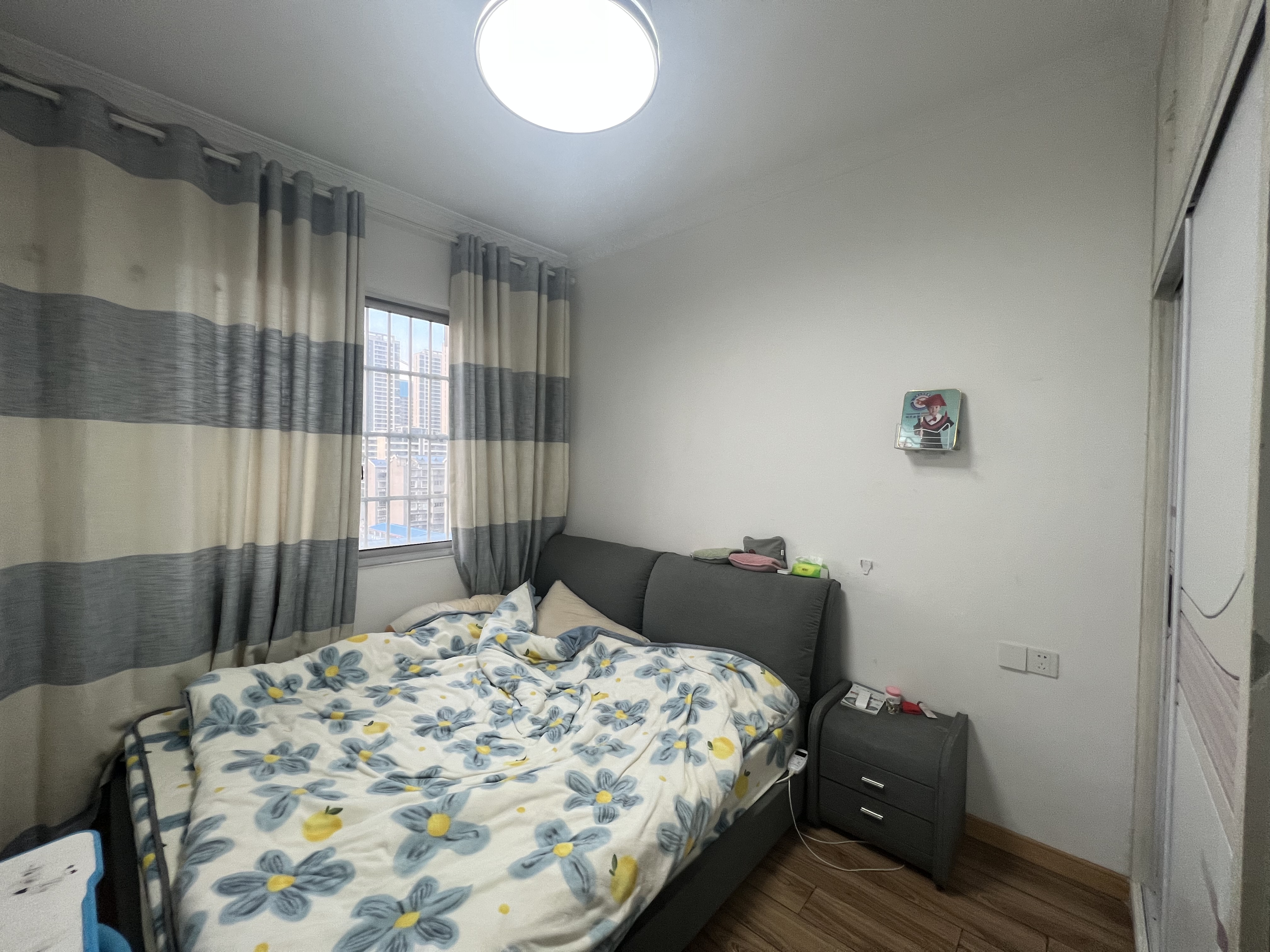 山河锦园 0室0厅0卫 72.8万 山河锦园 0室0厅0卫 72.8万室内图