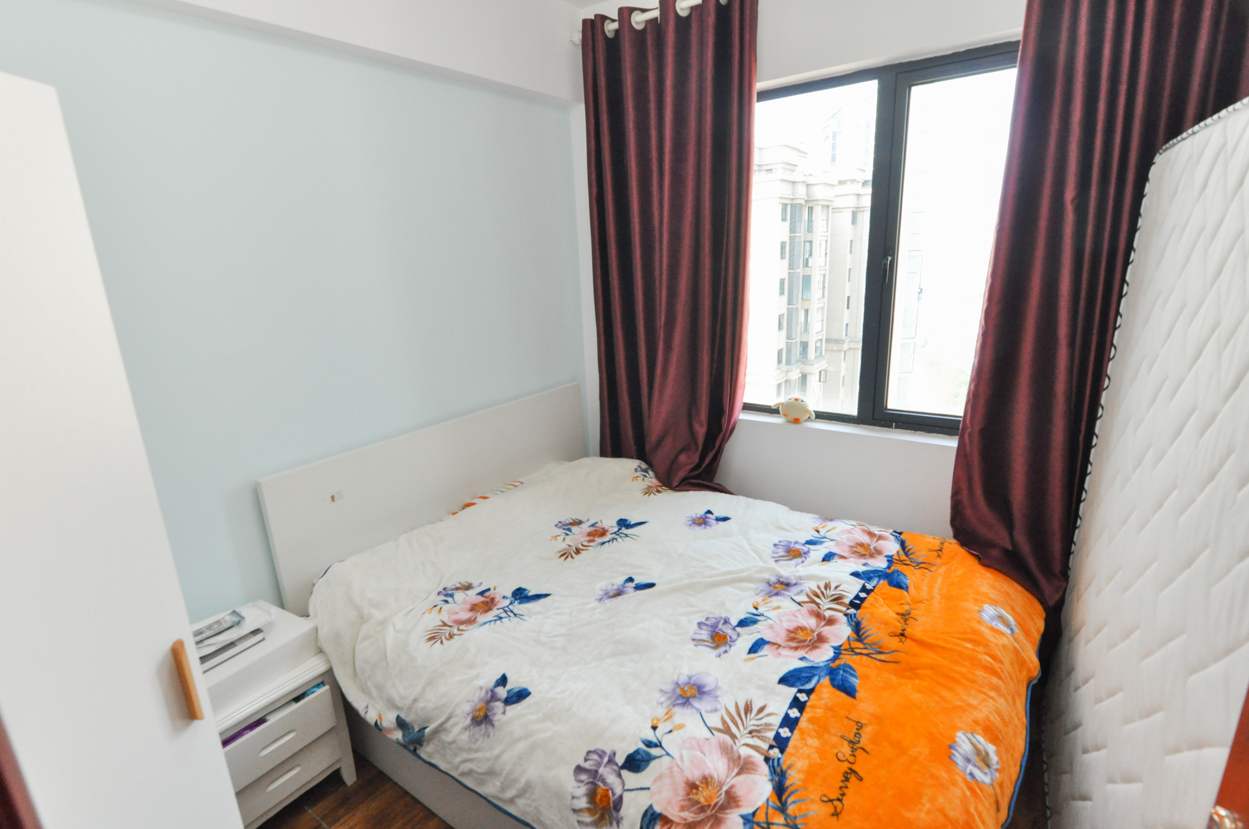 中建梅溪湖中心  3室2厅2卫    125.0万 中建梅溪湖中心  3室2厅2卫    125.0万卧室