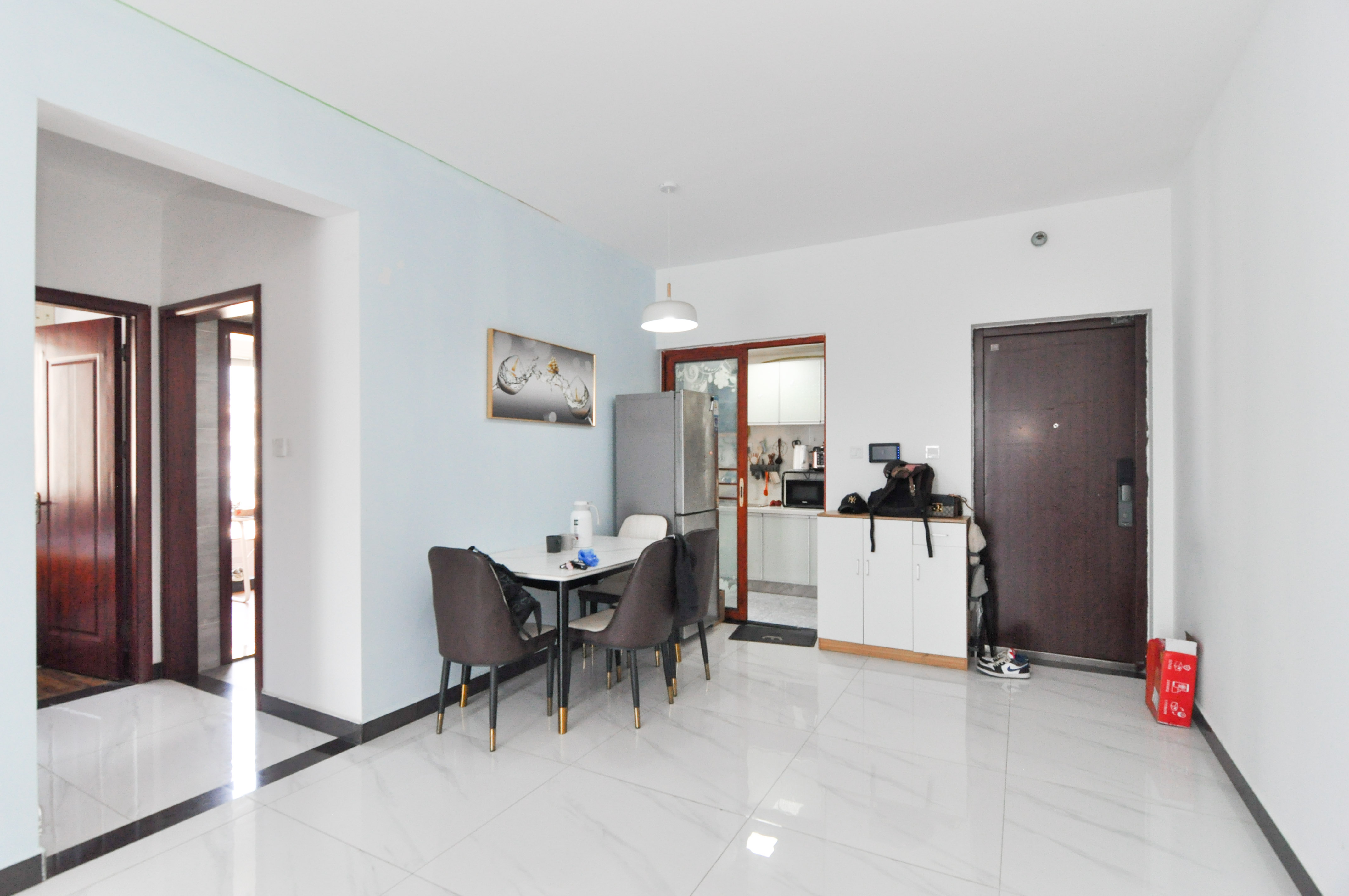 中建梅溪湖中心  3室2厅2卫    125.0万 中建梅溪湖中心  3室2厅2卫    125.0万卧室