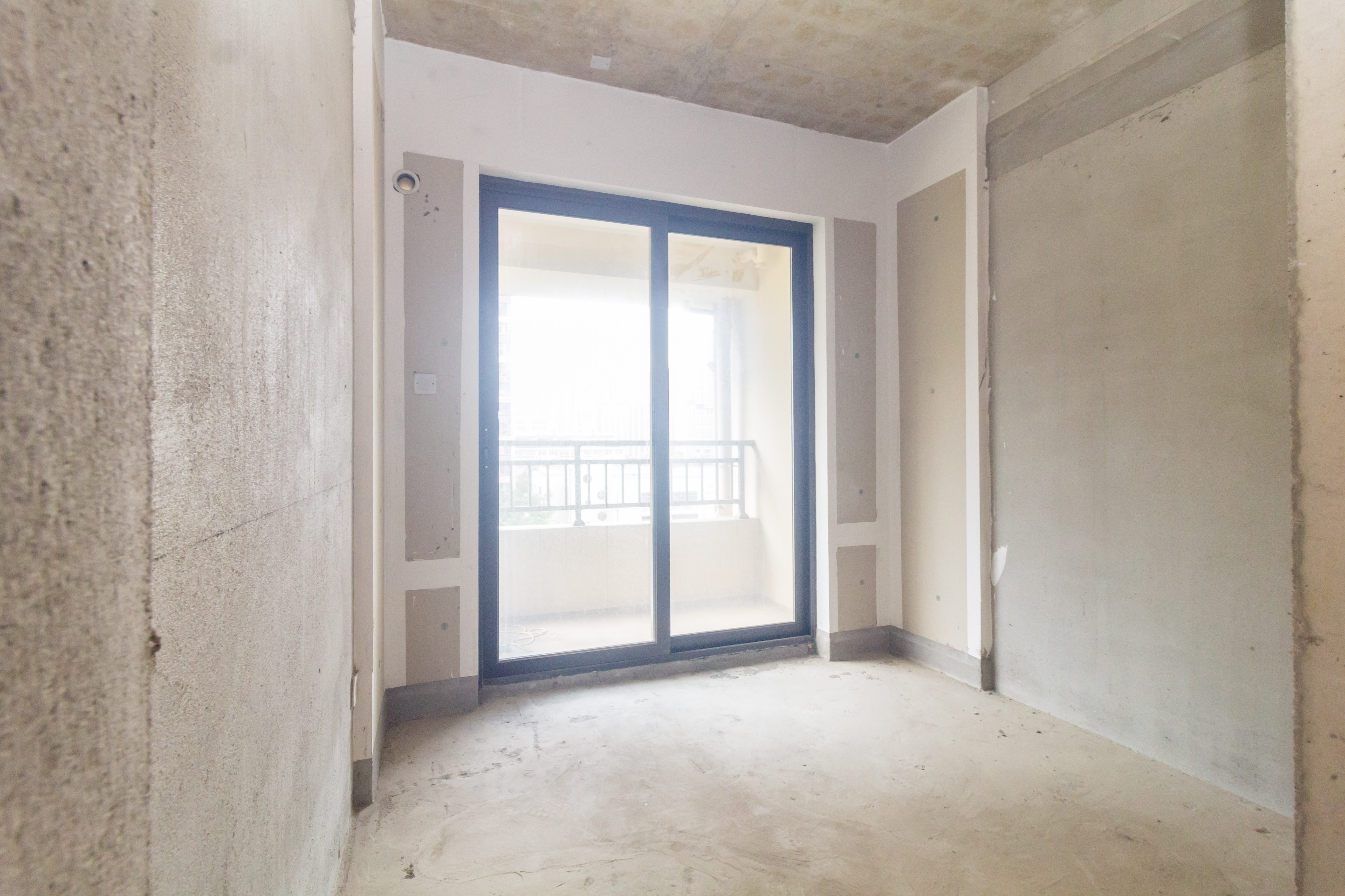 龙湖碧桂园天宸原著  4室2厅2卫    182.0万其他