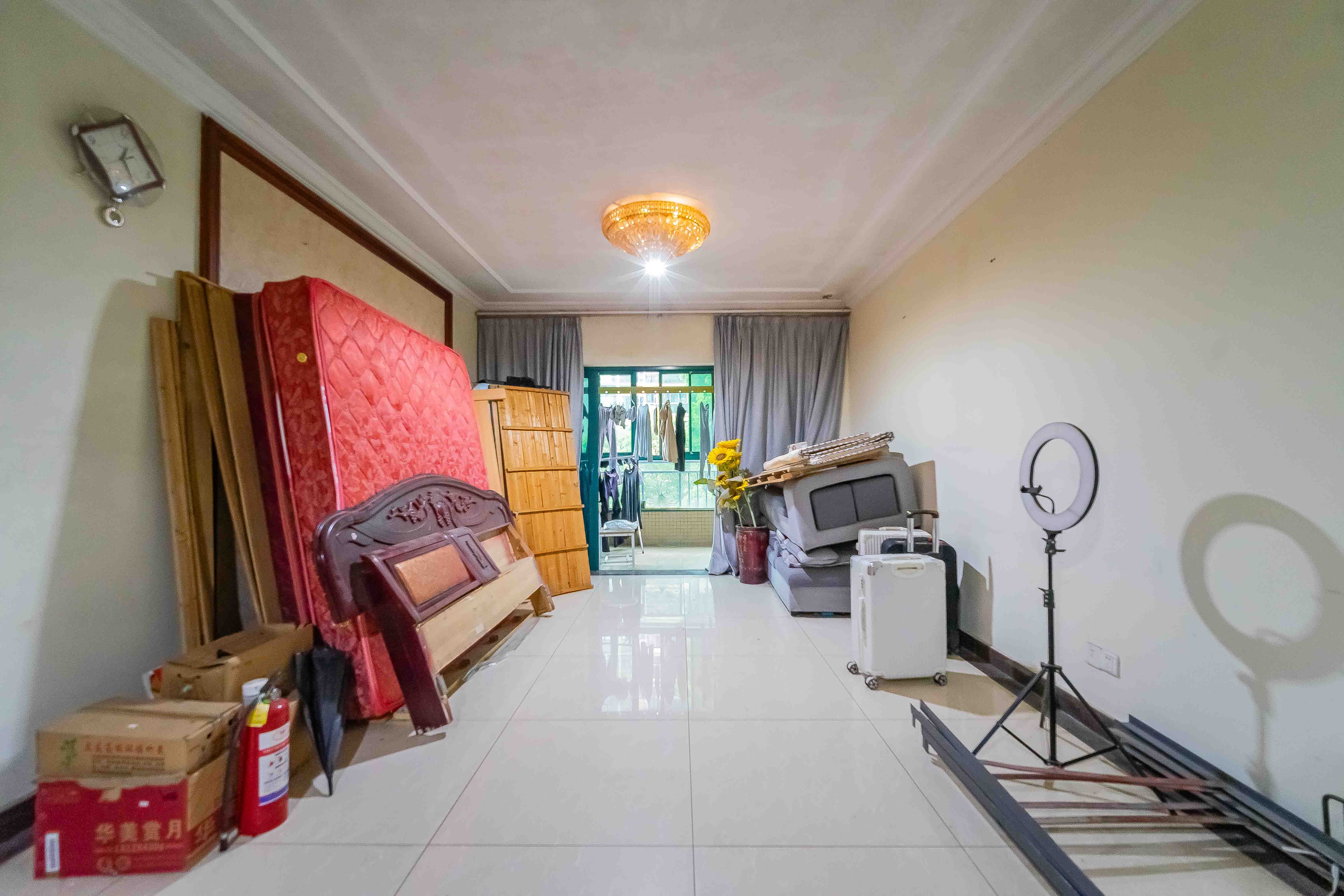 恒大绿洲  3室2厅1卫    120.0万 恒大绿洲  3室2厅1卫    120.0万客厅