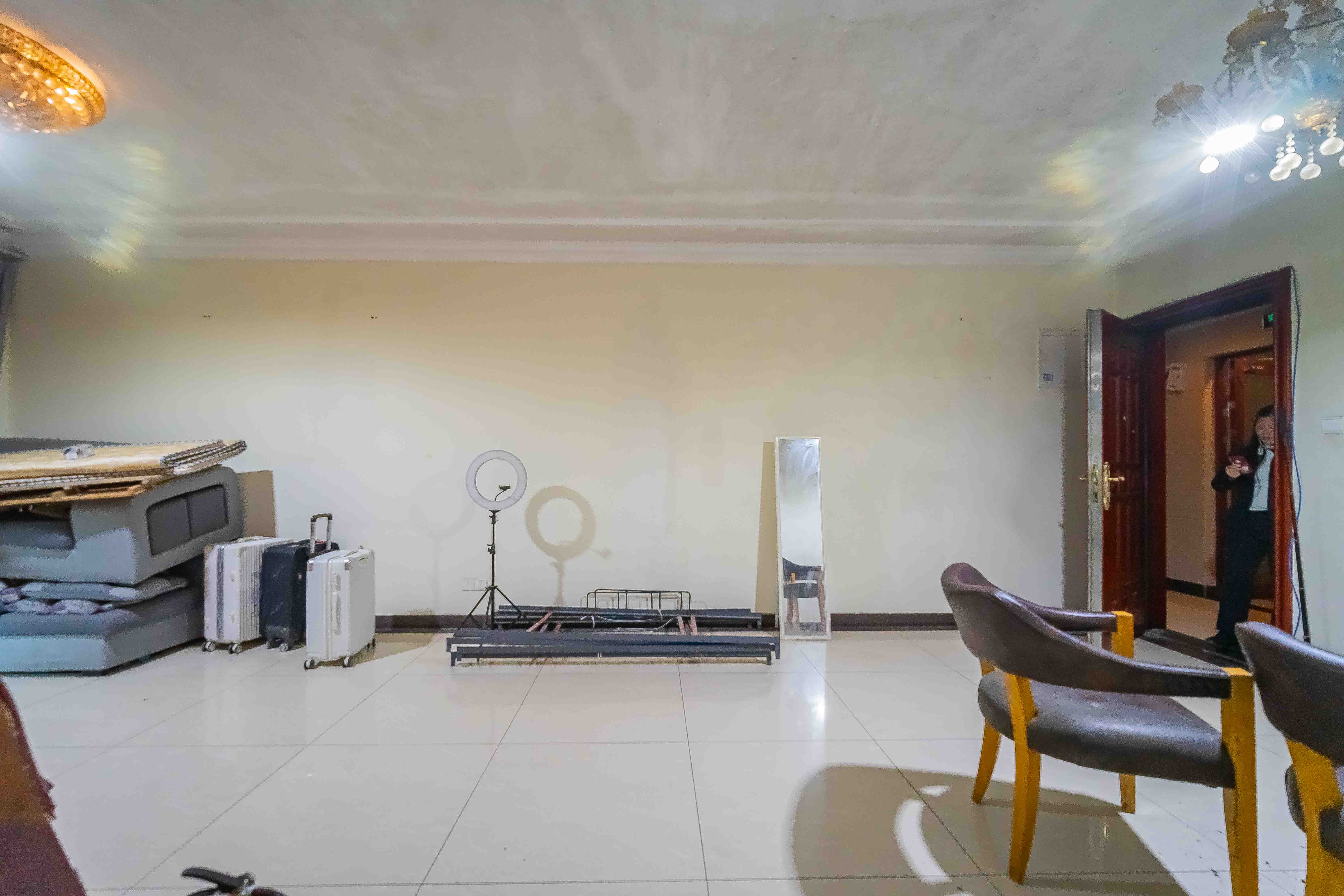 恒大绿洲  3室2厅1卫    120.0万 恒大绿洲  3室2厅1卫    120.0万客厅