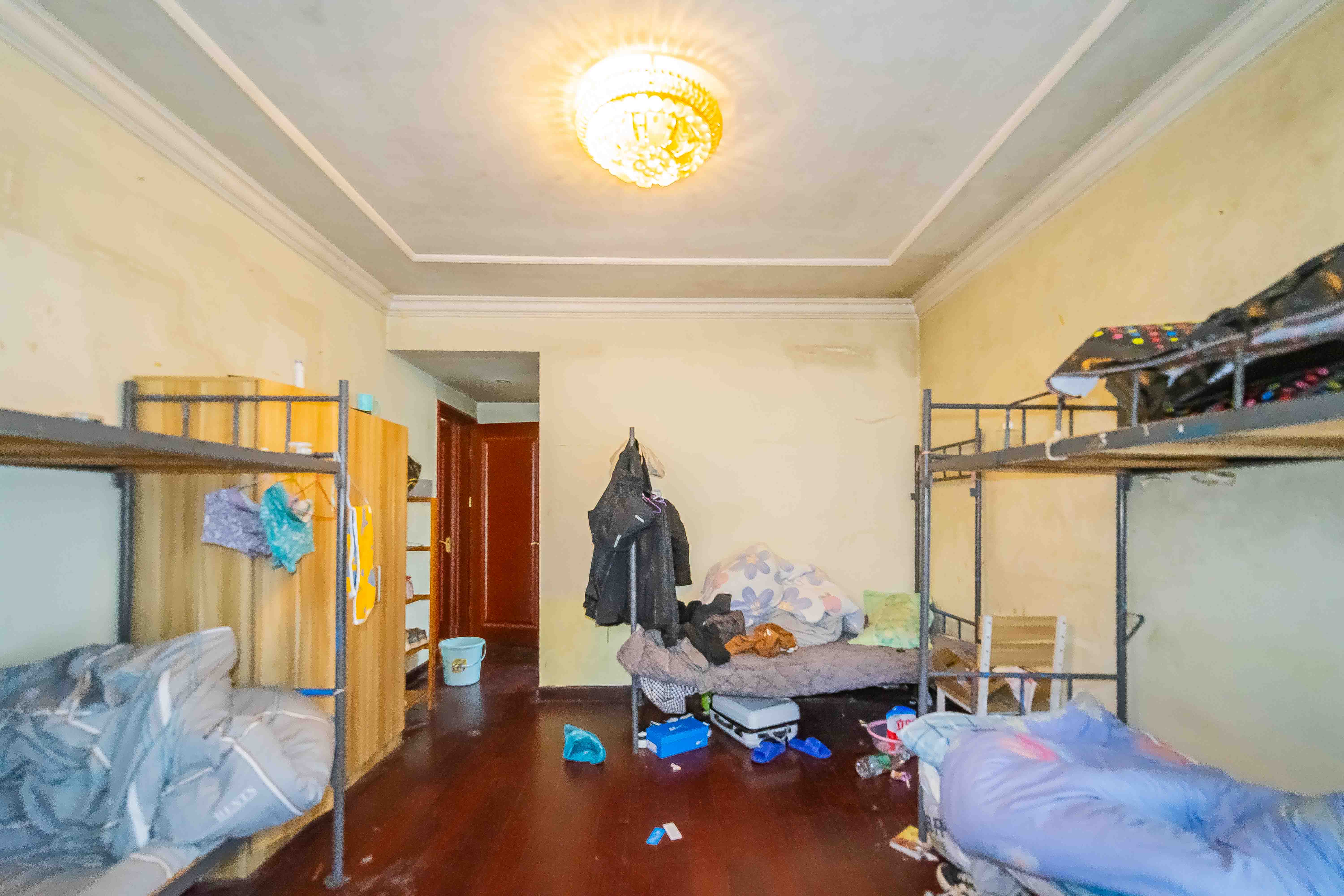 恒大绿洲  3室2厅1卫    120.0万 恒大绿洲  3室2厅1卫    120.0万卧室