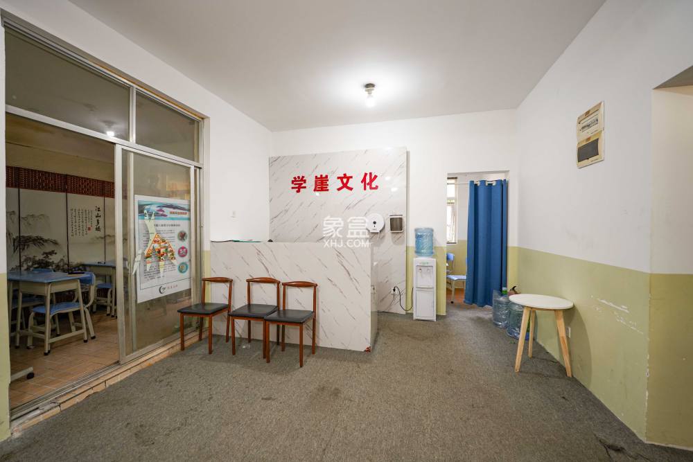 嘉华城（一期）  5室2厅2卫   159.80万