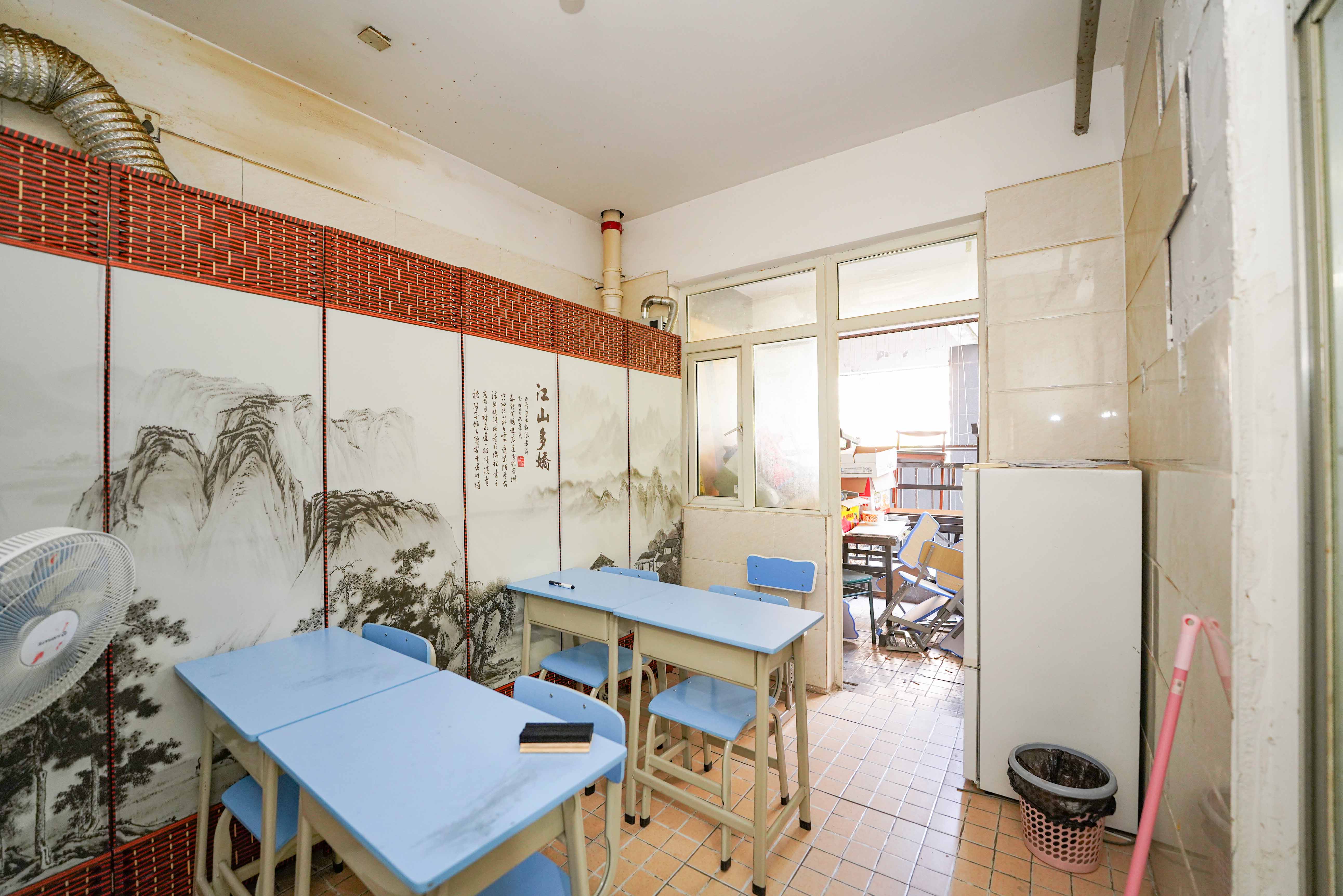 嘉华城(一期) 5室2厅2卫 143.0万 嘉华城(一期) 5室2厅2卫 143.0万其他