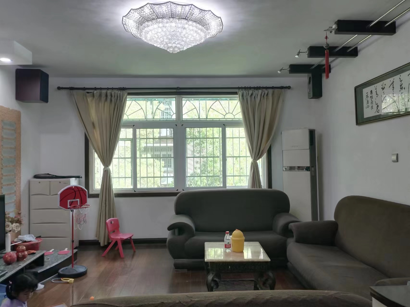 花园三村 4室2厅2卫 60.0万 花园三村 4室2厅2卫 60.0万室内图