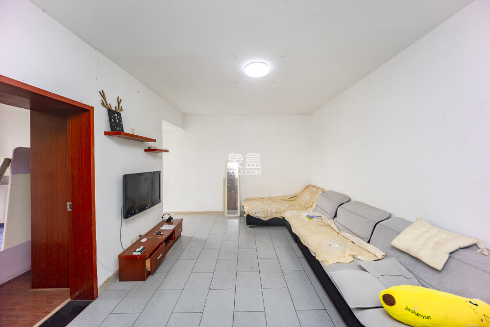 白沙晶城  2室1厅1卫    58.0万