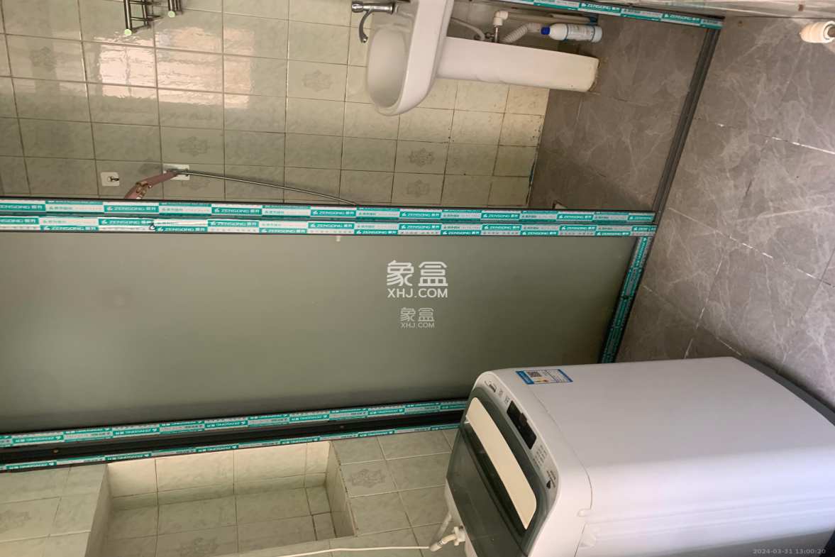 星沙二区 1室1厅1卫 13000.00元/月 星沙二区 1室1厅1卫 13000.00元/月室内图