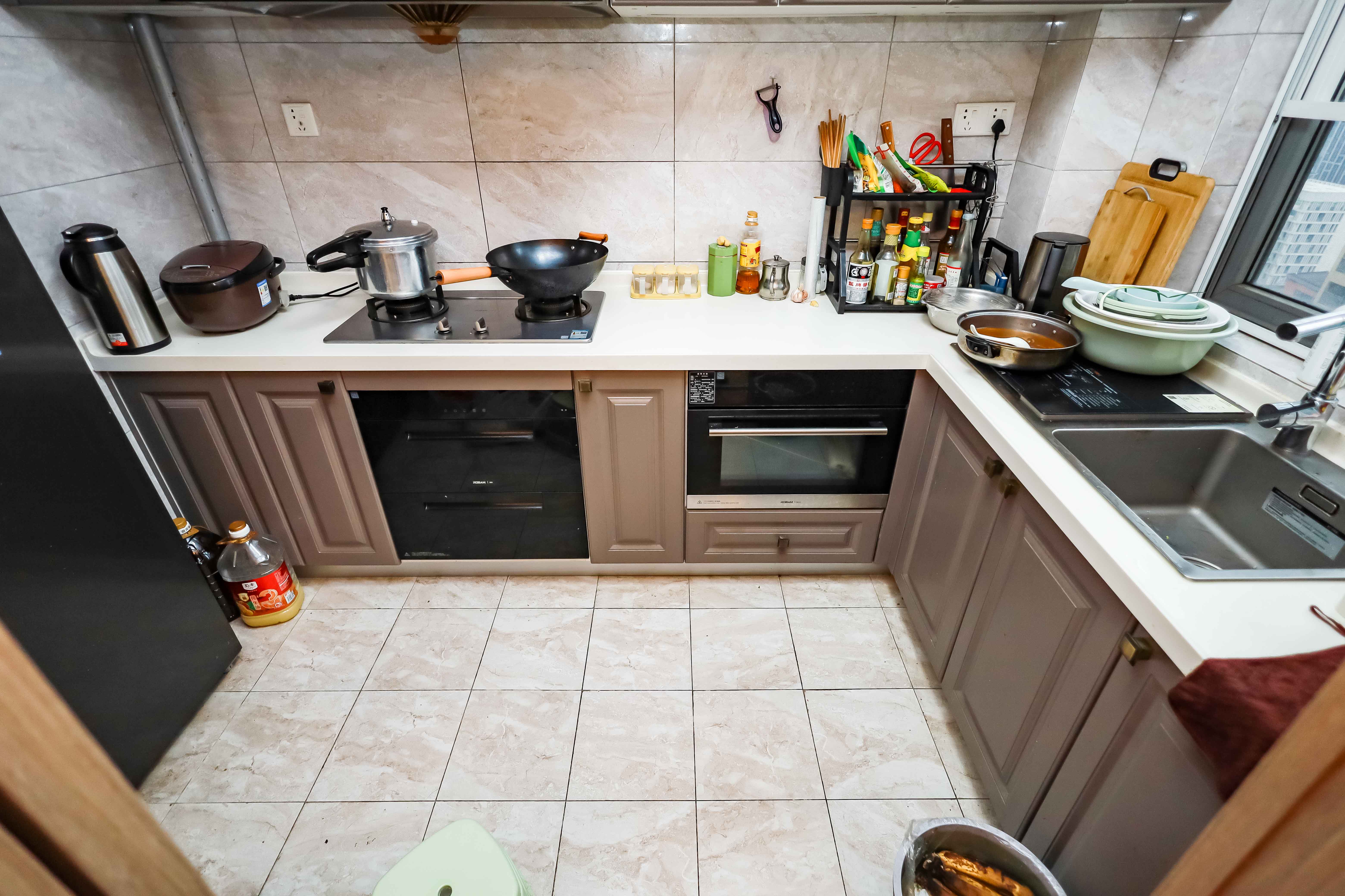 金地中交麓谷香颂(金地中交雅苑)  3室2厅2卫    146.0万厨房