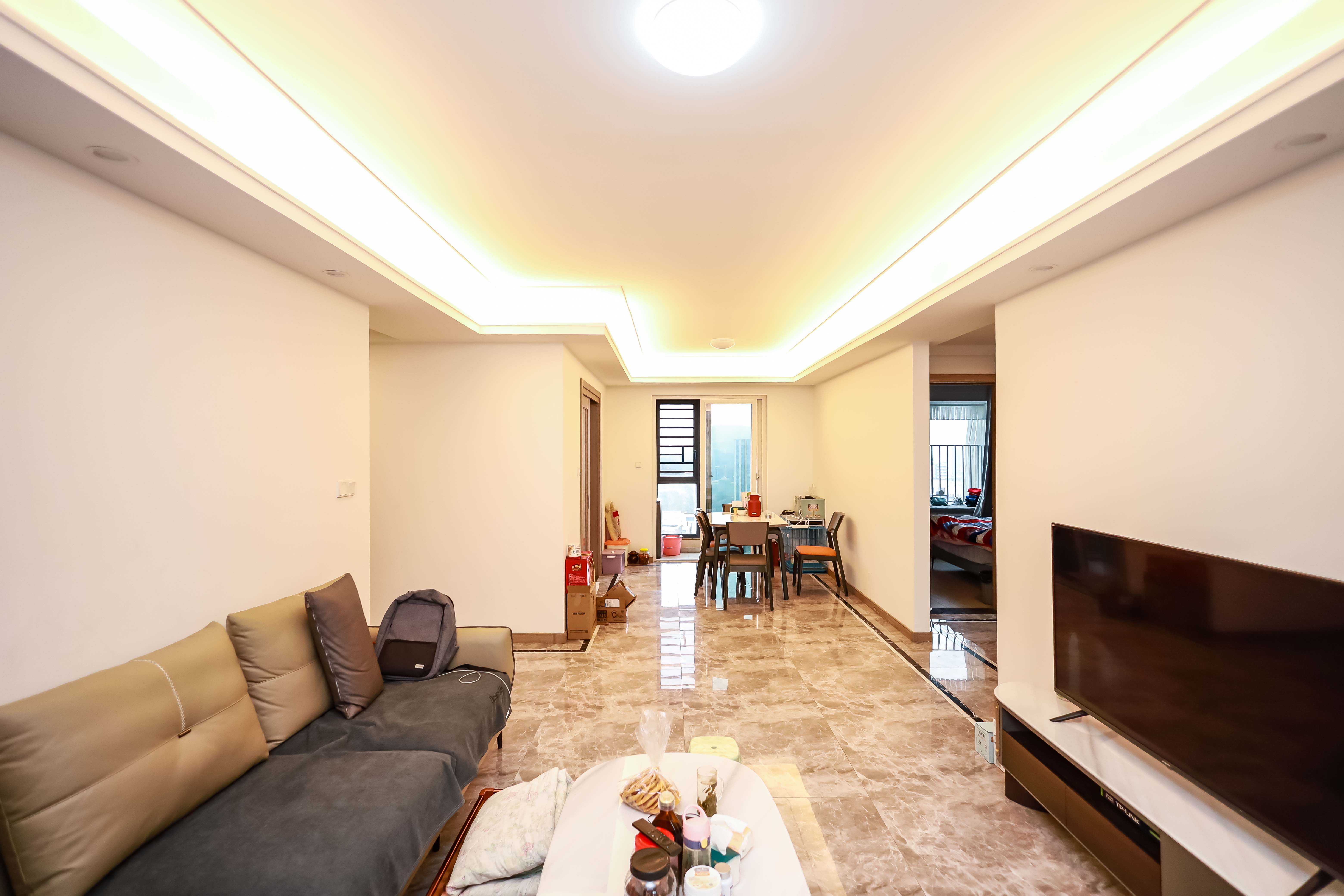 金地中交麓谷香颂(金地中交雅苑)  3室2厅2卫    146.0万客厅