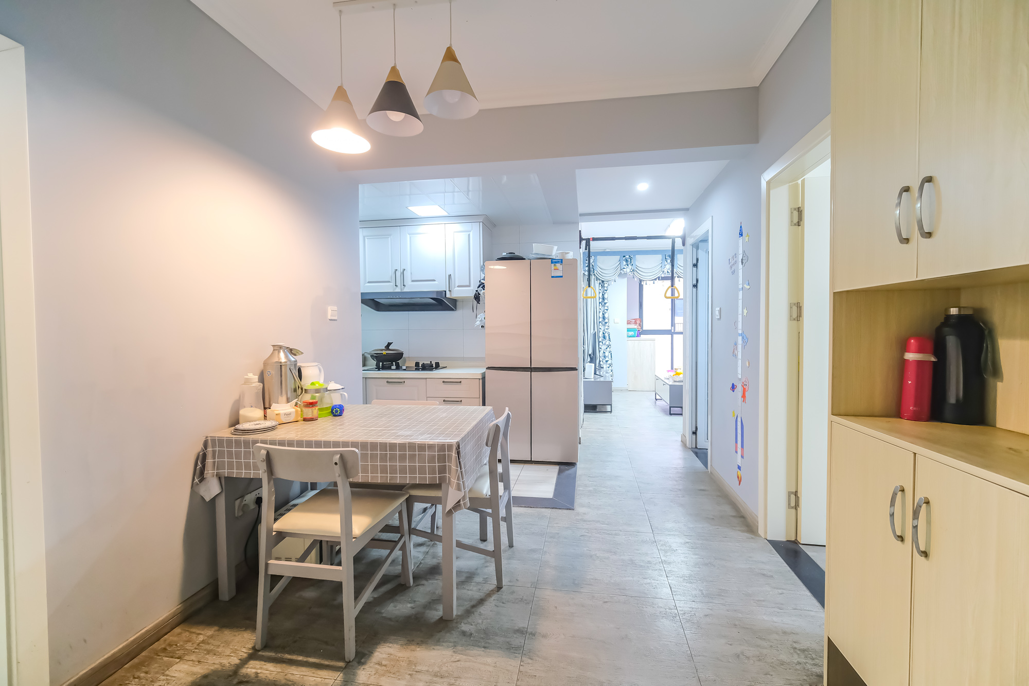 荣盛花语城  3室2厅1卫    65.0万 荣盛花语城  3室2厅1卫    65.0万客厅