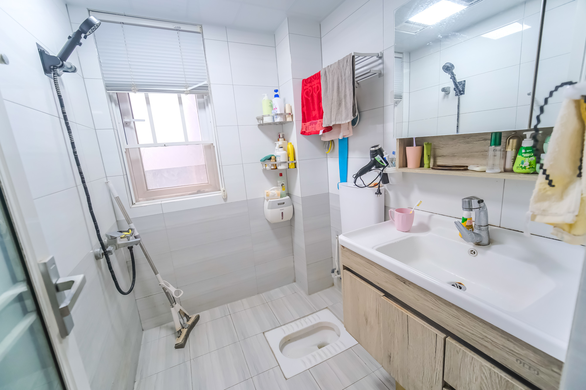 荣盛花语城  3室2厅1卫    65.0万 荣盛花语城  3室2厅1卫    65.0万卫生间