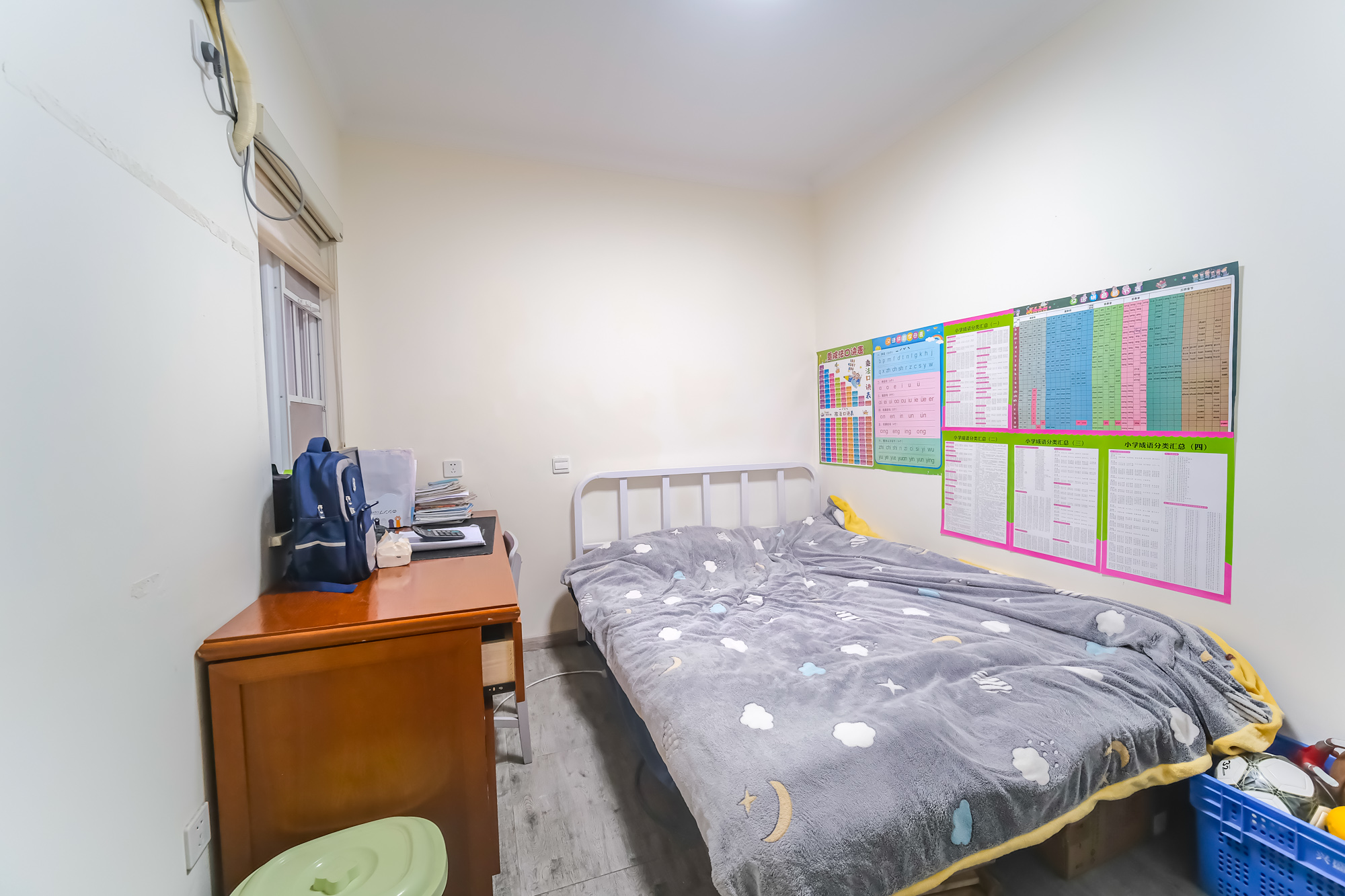 荣盛花语城  3室2厅1卫    65.0万 荣盛花语城  3室2厅1卫    65.0万卧室