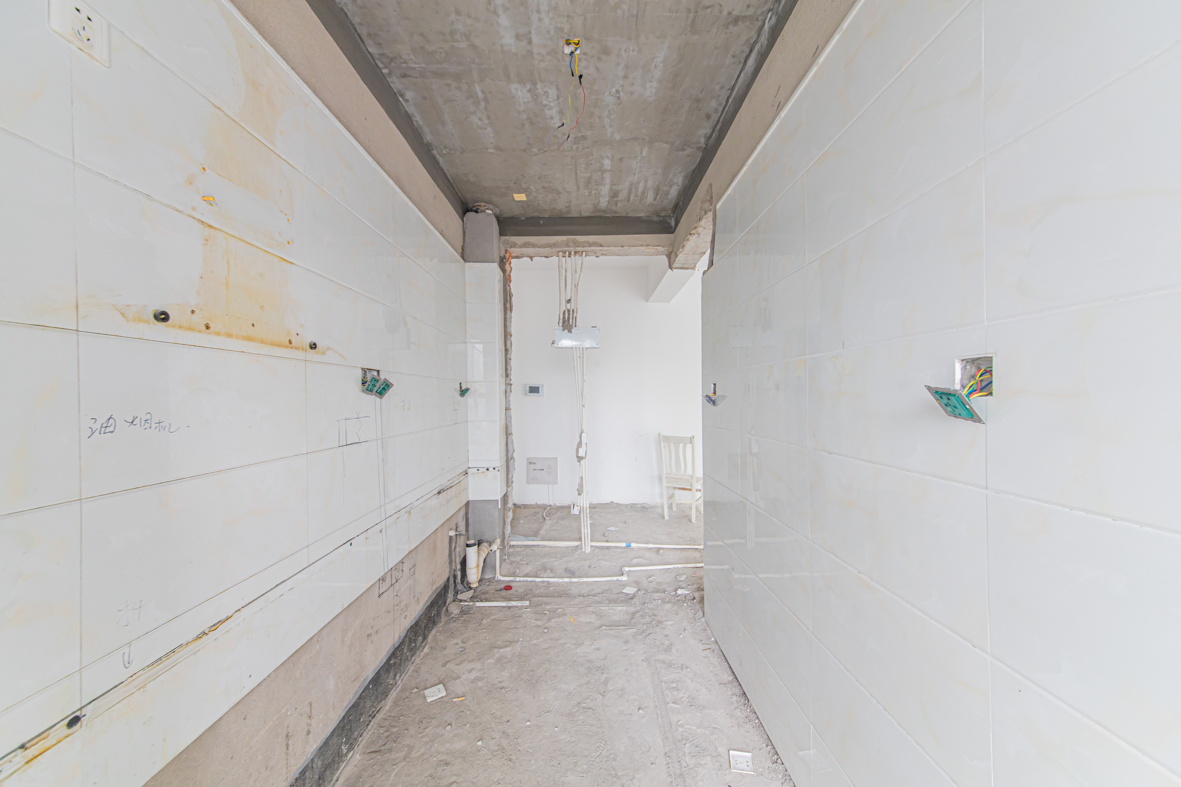 香芙嘉园(广铁湘府嘉园) 2室1厅1卫 55.0万 香芙嘉园(广铁湘府嘉园) 2室1厅1卫 55.0万厨房