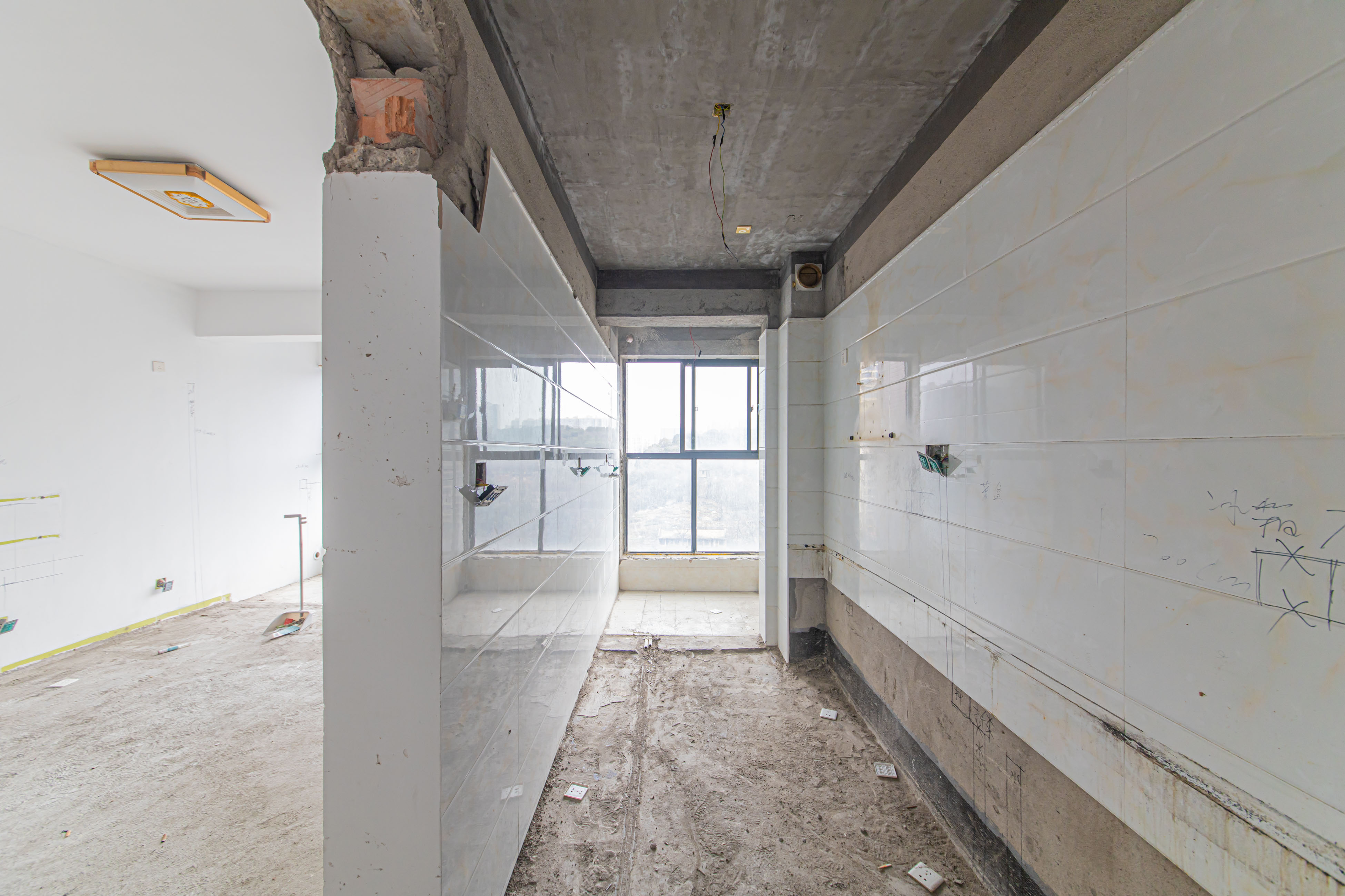 香芙嘉园(广铁湘府嘉园) 2室1厅1卫 55.0万 香芙嘉园(广铁湘府嘉园) 2室1厅1卫 55.0万厨房