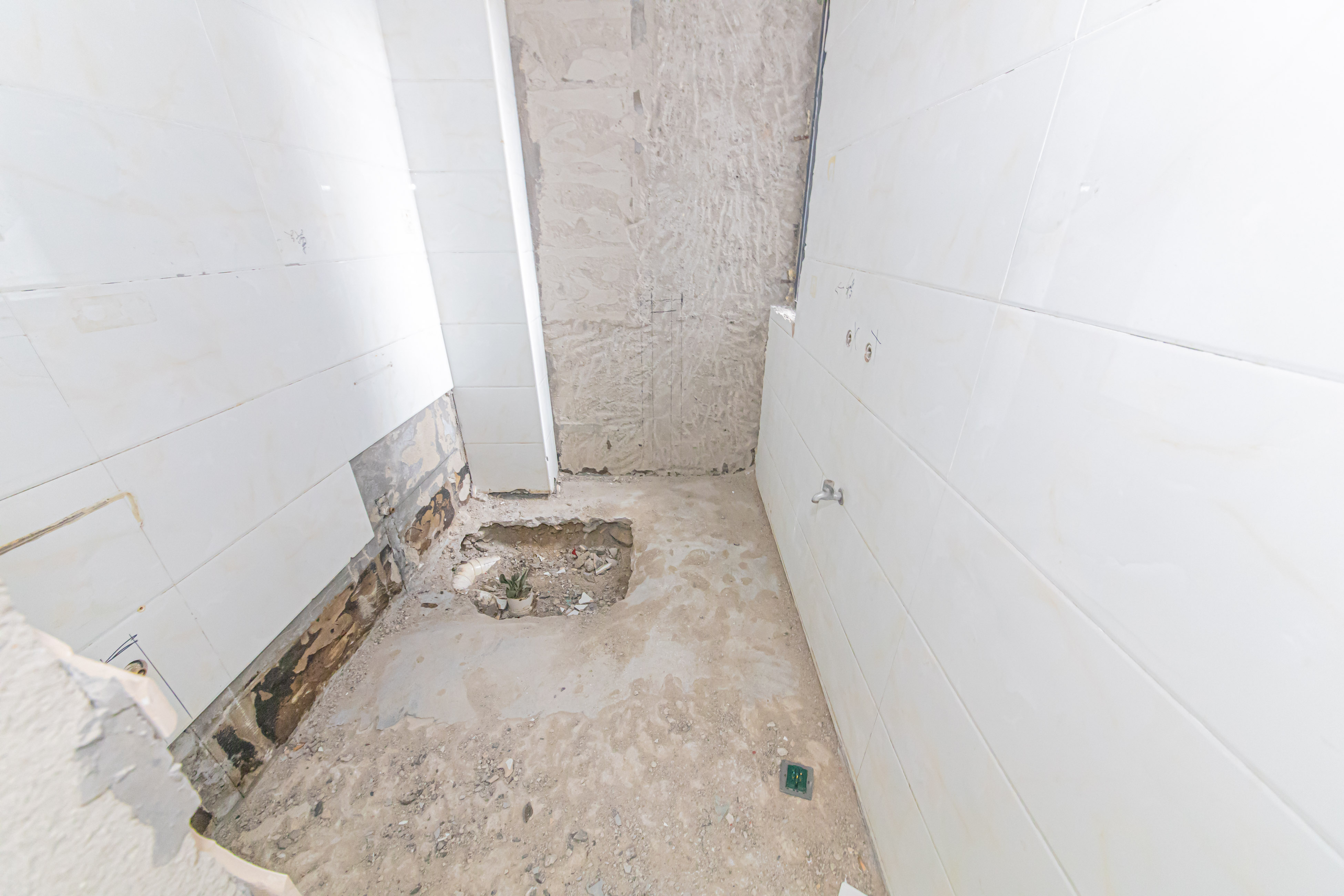 香芙嘉园(广铁湘府嘉园) 2室1厅1卫 55.0万 香芙嘉园(广铁湘府嘉园) 2室1厅1卫 55.0万卫生间