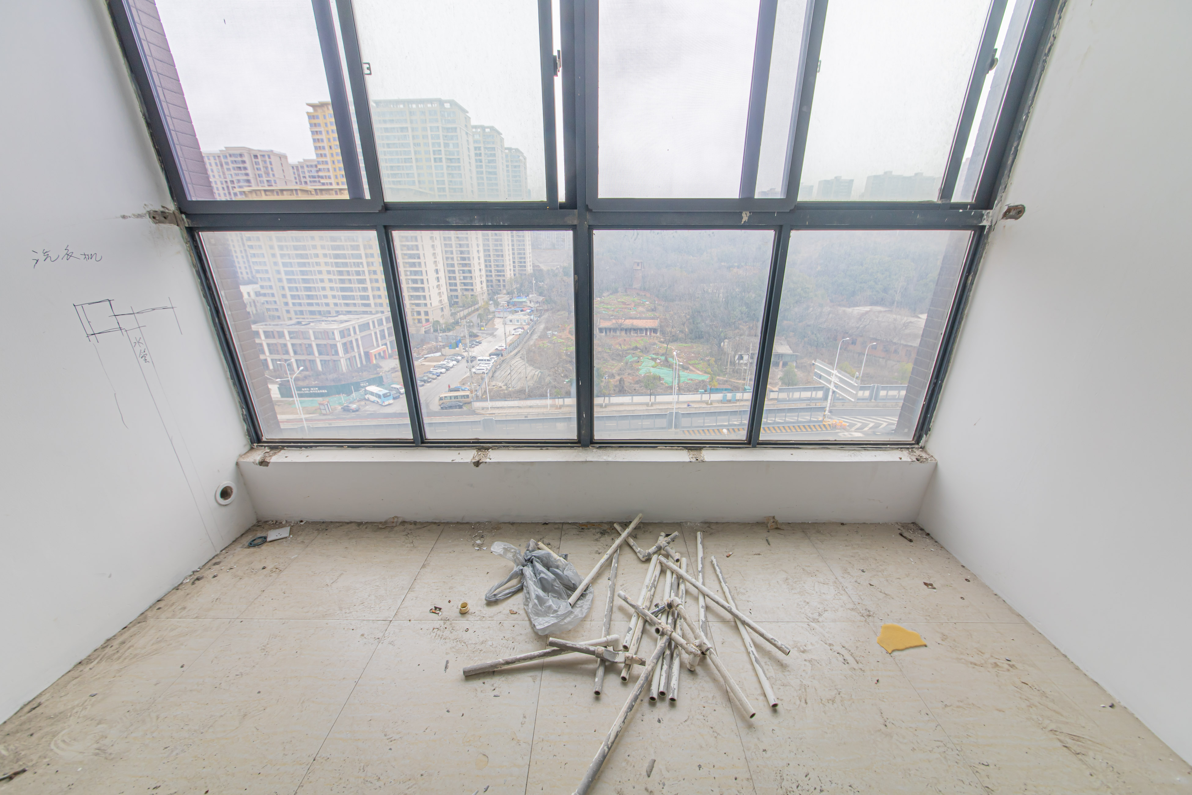 香芙嘉园(广铁湘府嘉园) 2室1厅1卫 55.0万 香芙嘉园(广铁湘府嘉园) 2室1厅1卫 55.0万阳台