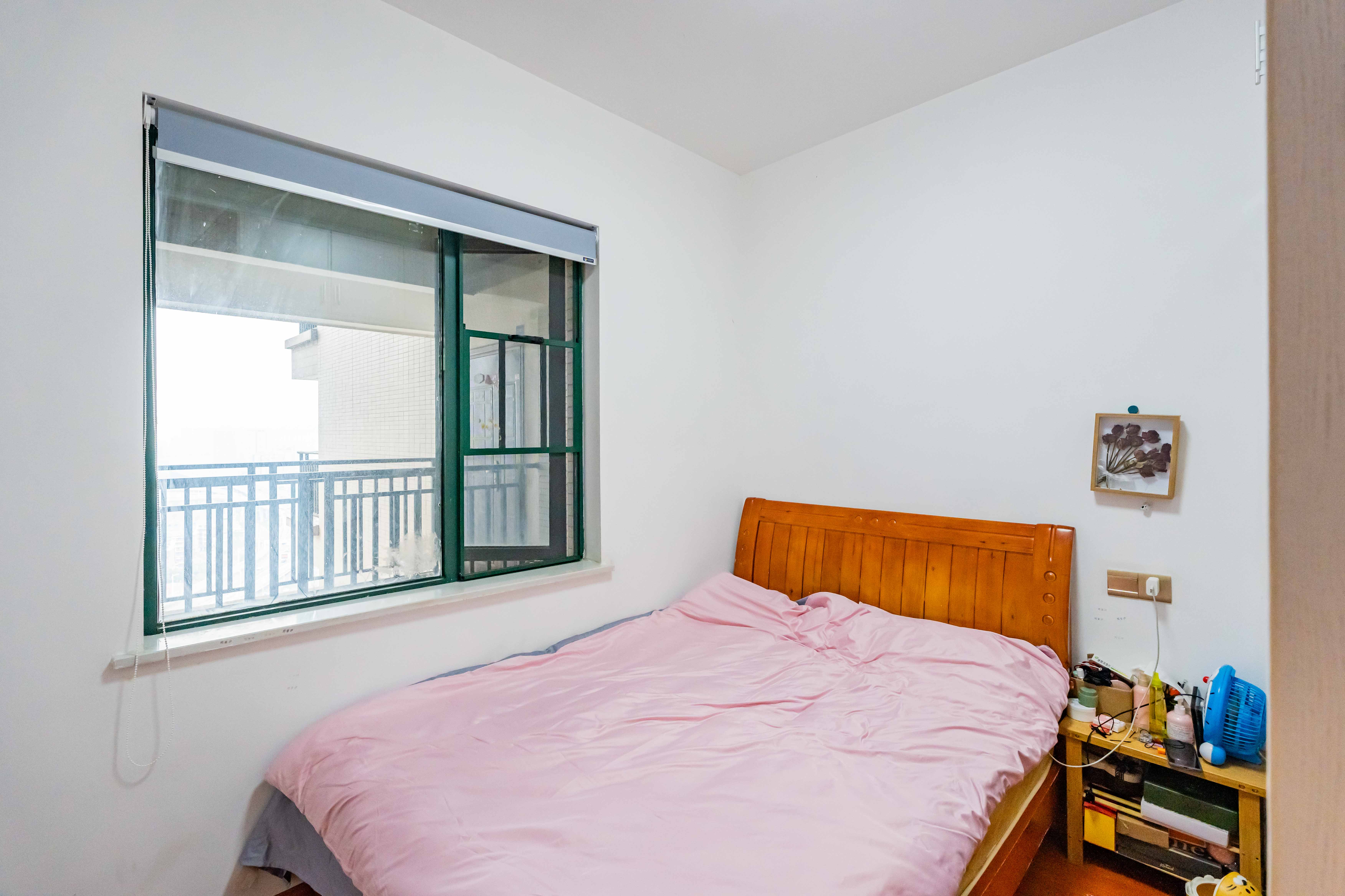 绿洲花园  3室2厅2卫    115.0万 绿洲花园  3室2厅2卫    115.0万卧室