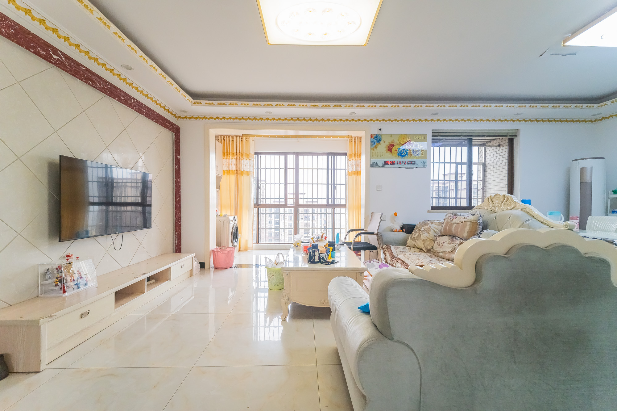 湖湾世景  4室2厅2卫   108.00万
