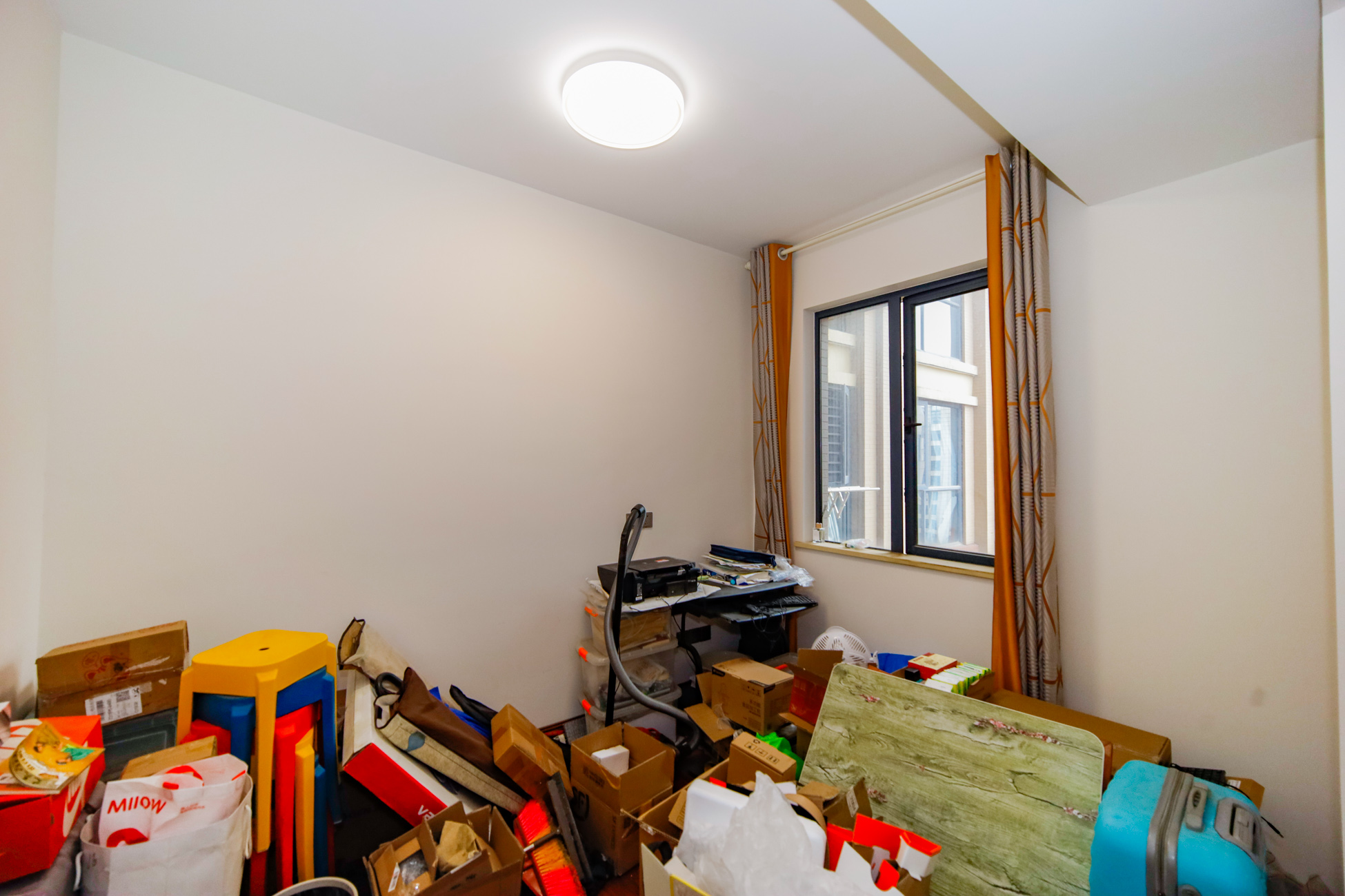 红星国际公馆 3室2厅2卫 110.0万 红星国际公馆 3室2厅2卫 110.0万卧室