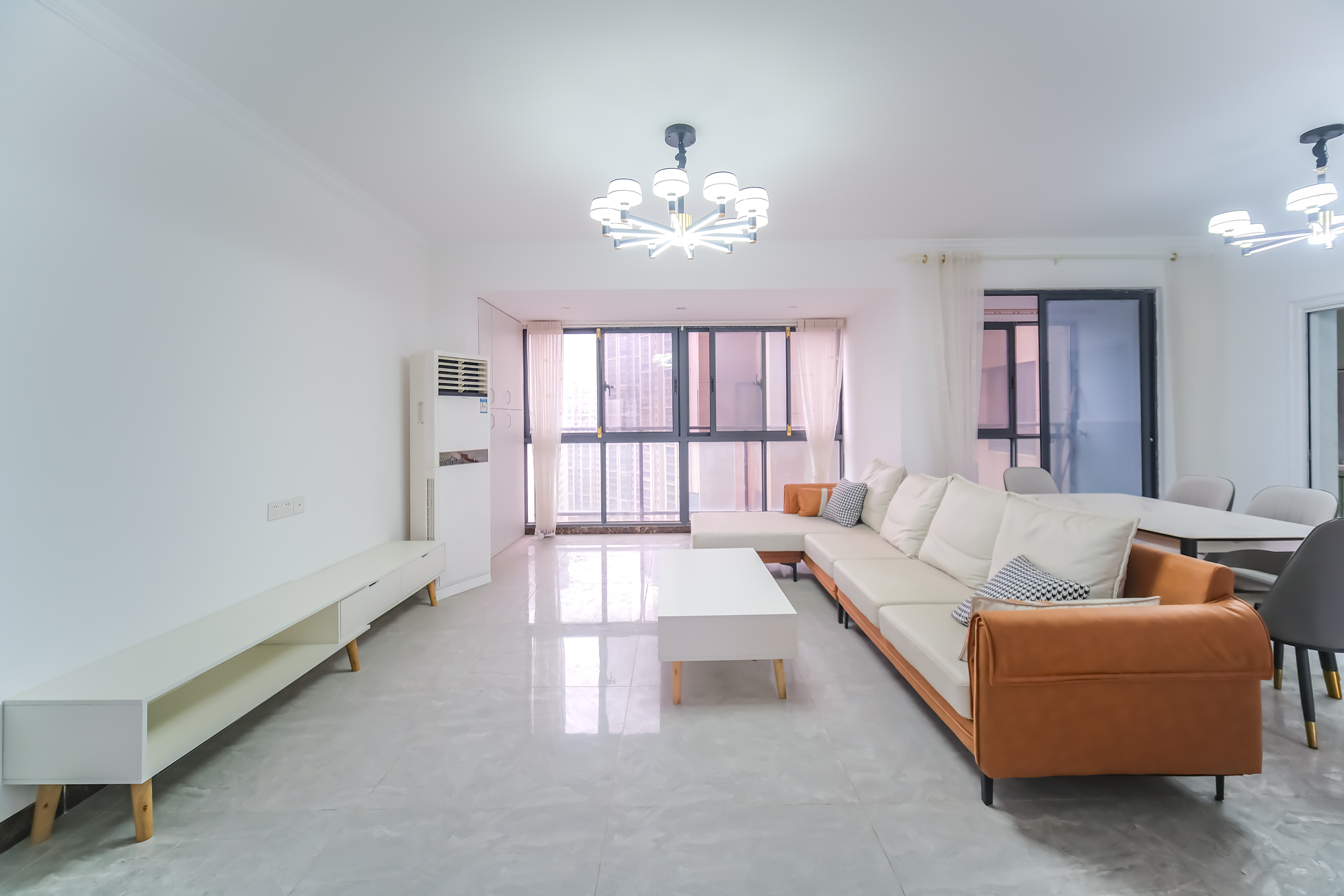 筑梦星园 3室2厅2卫 82.0万 筑梦星园 3室2厅2卫 82.0万客厅