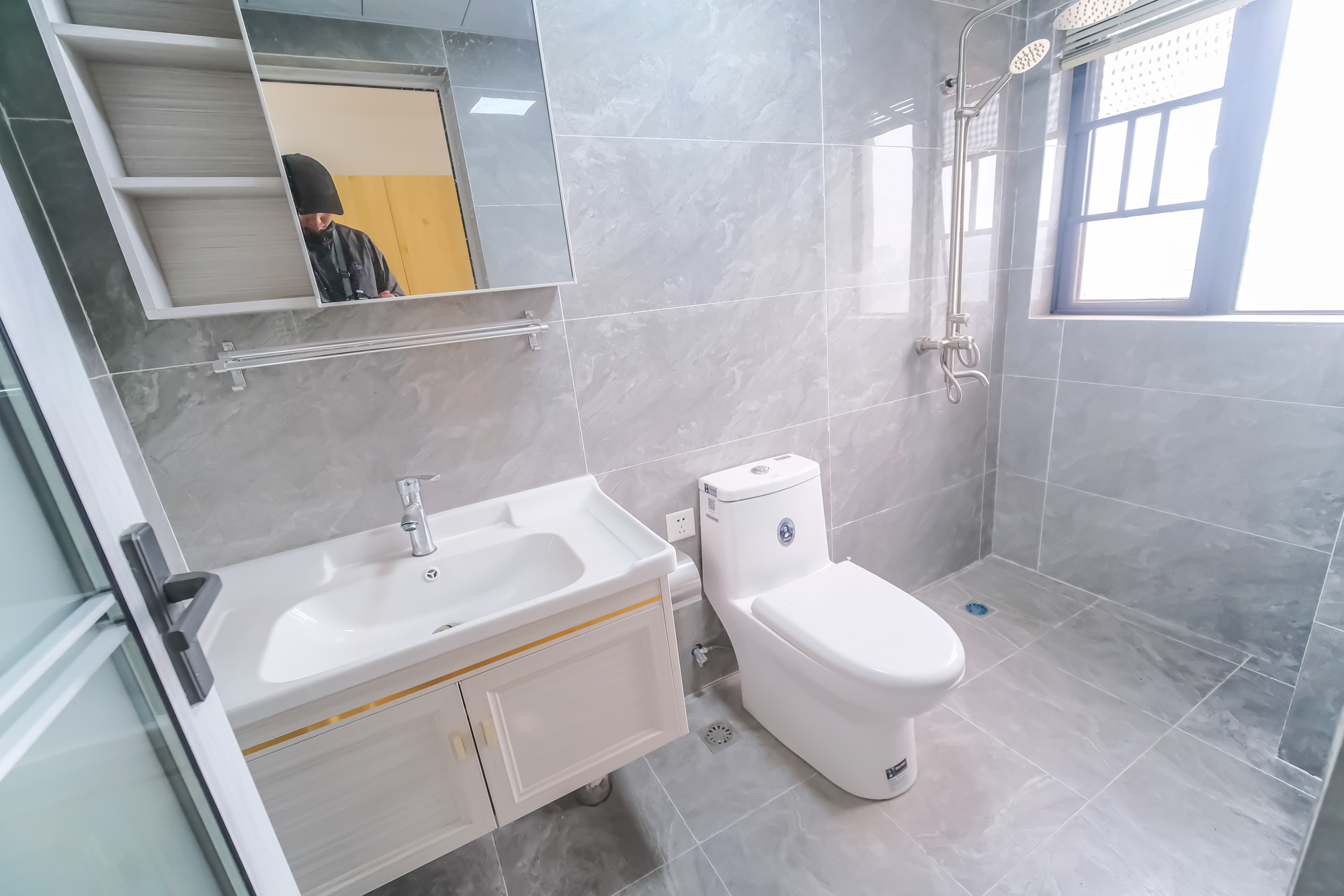 筑梦星园  3室2厅2卫    82.0万卫生间