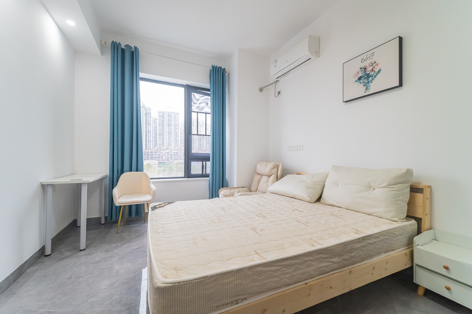 新城悦隽公园 1室1厅1卫 21.8万 新城悦隽公园 1室1厅1卫 21.8万客厅