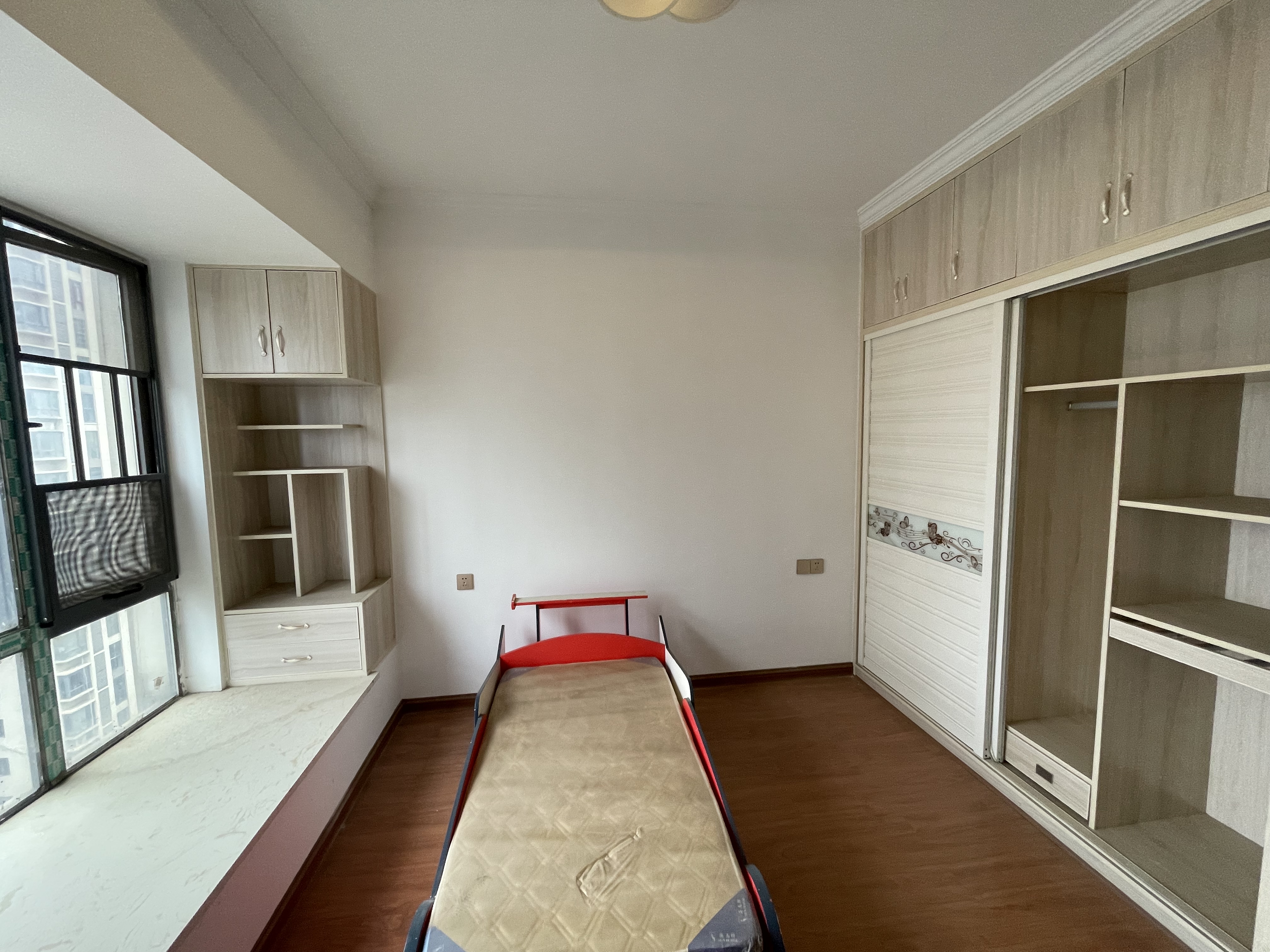 山水印象 3室2厅2卫 80.0万 山水印象 3室2厅2卫 80.0万室内图