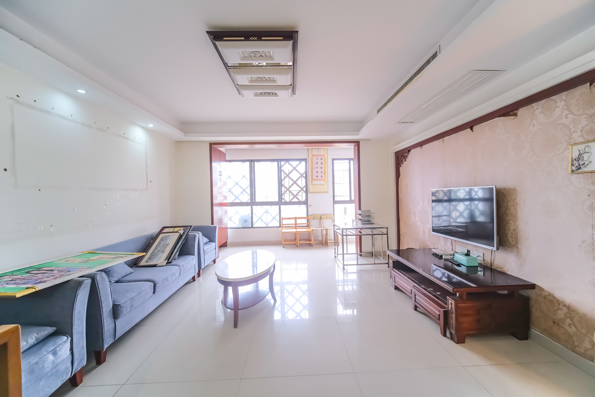 好望谷 3室2厅2卫 60.0万 好望谷 3室2厅2卫 60.0万客厅