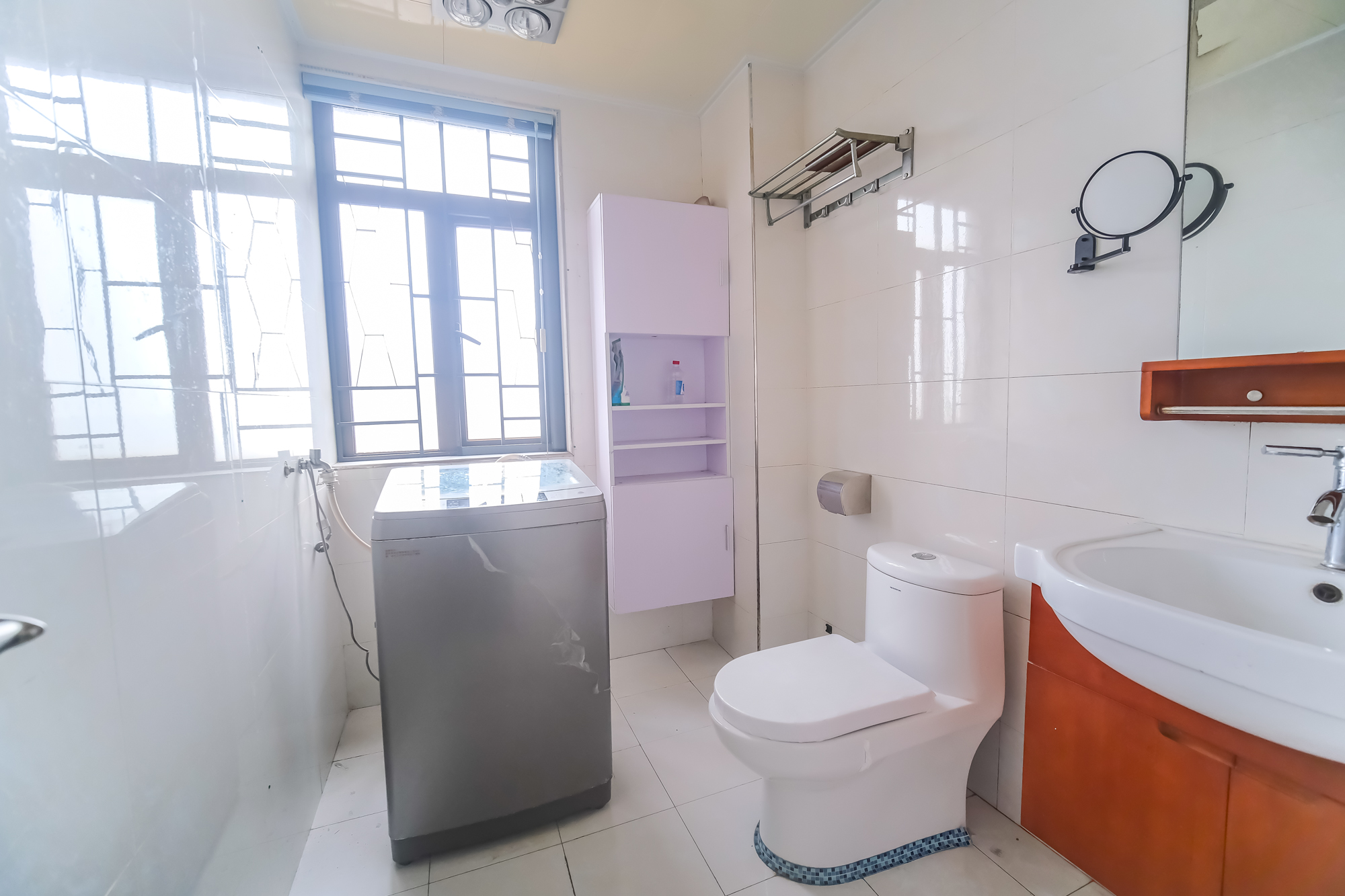 好望谷 3室2厅2卫 60.0万 好望谷 3室2厅2卫 60.0万卫生间