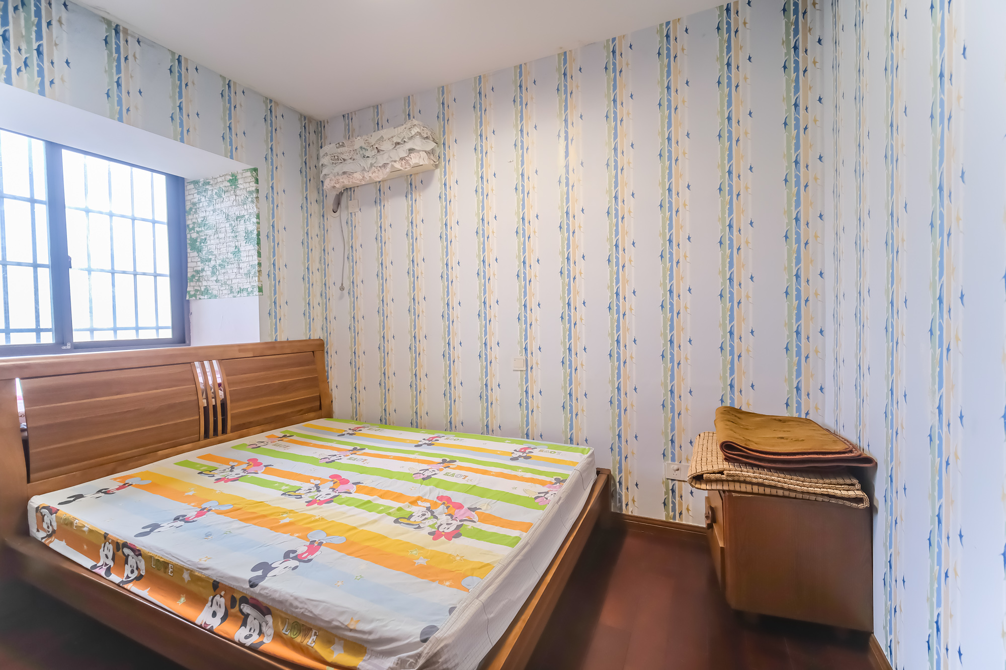 好望谷 3室2厅2卫 60.0万 好望谷 3室2厅2卫 60.0万卧室