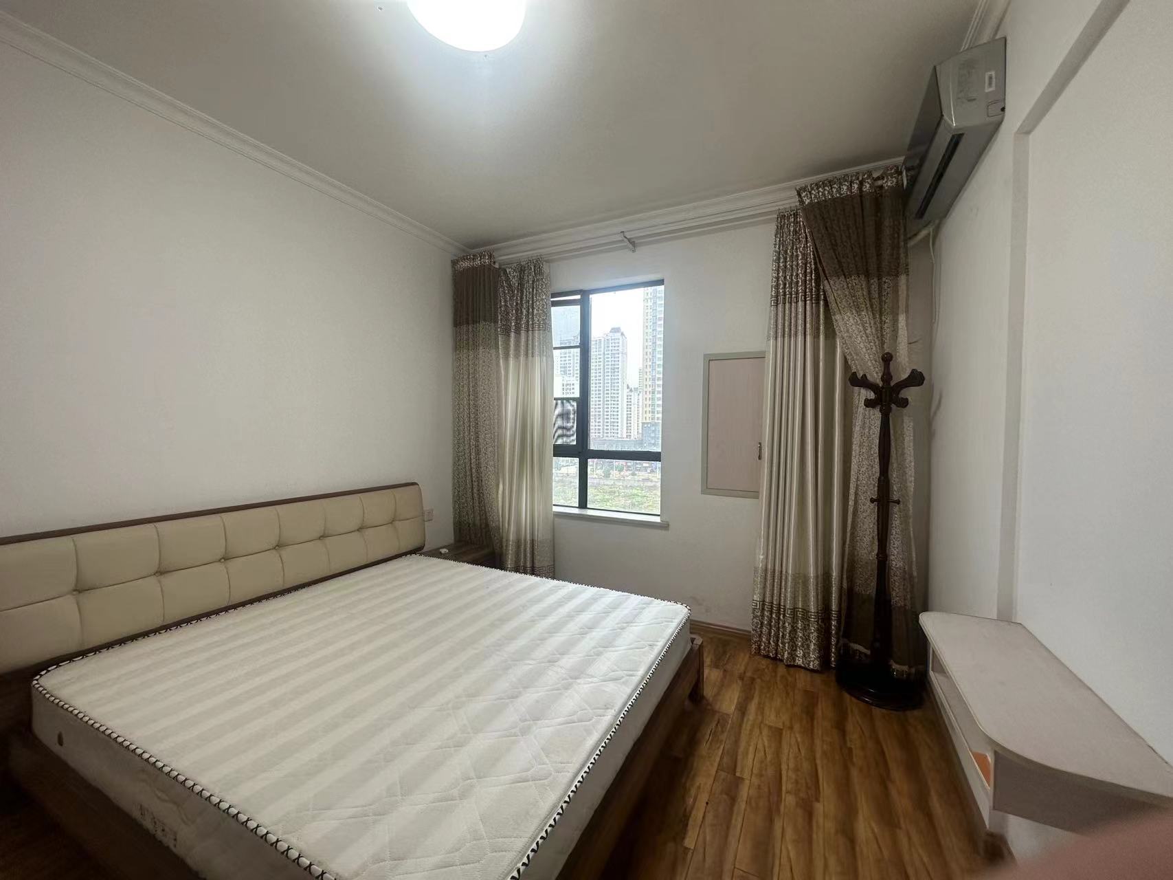 泰山公馆  2室2厅1卫    48.0万 泰山公馆  2室2厅1卫    48.0万室内图