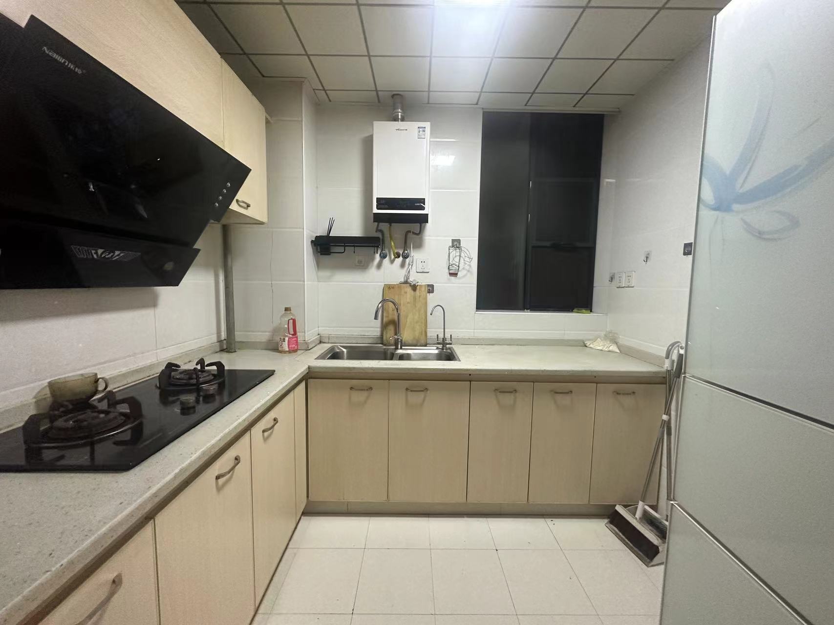 泰山公馆  2室2厅1卫    48.0万 泰山公馆  2室2厅1卫    48.0万室内图