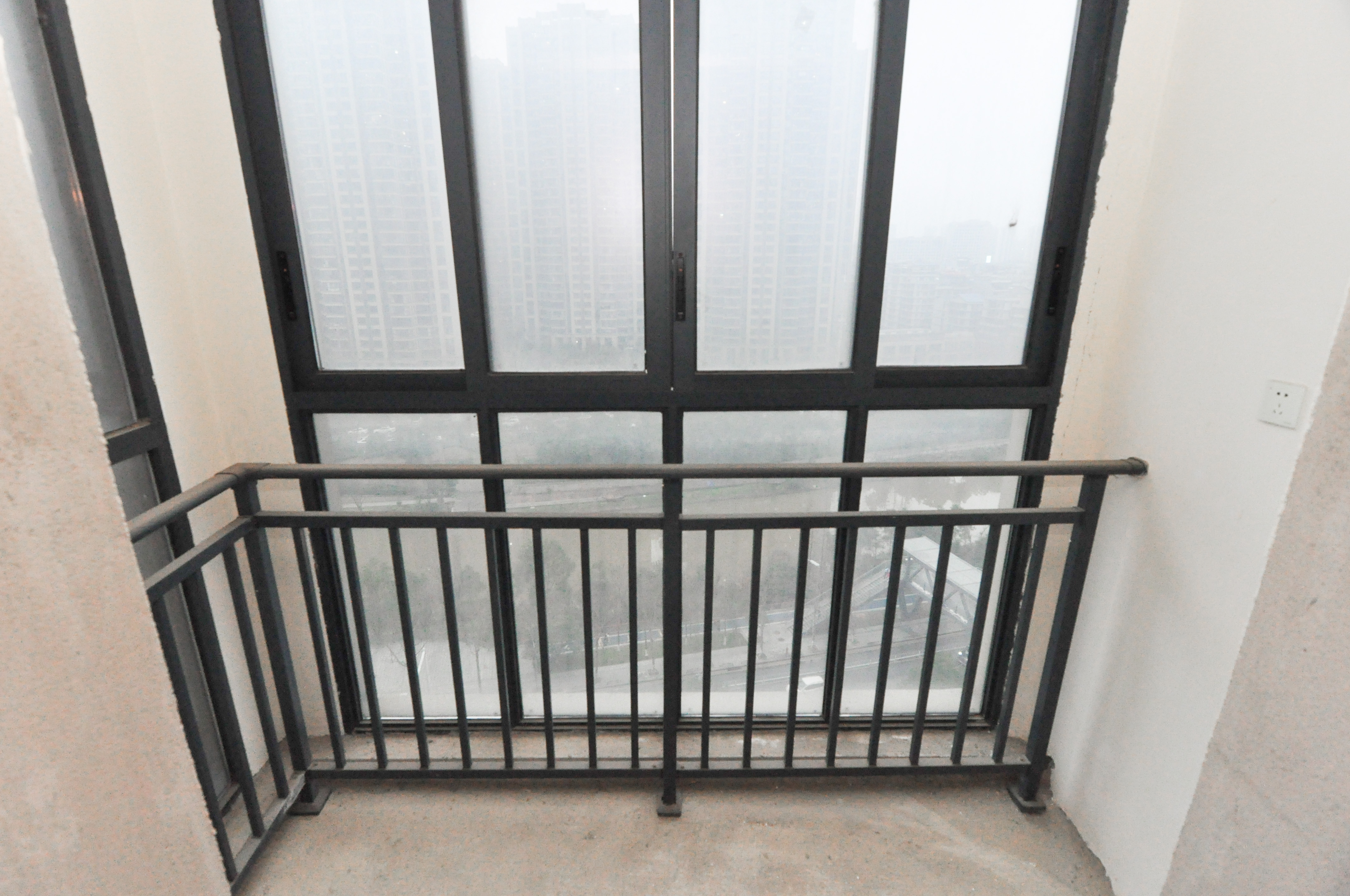 中建梅溪湖中心  4室2厅2卫   170.00万其他