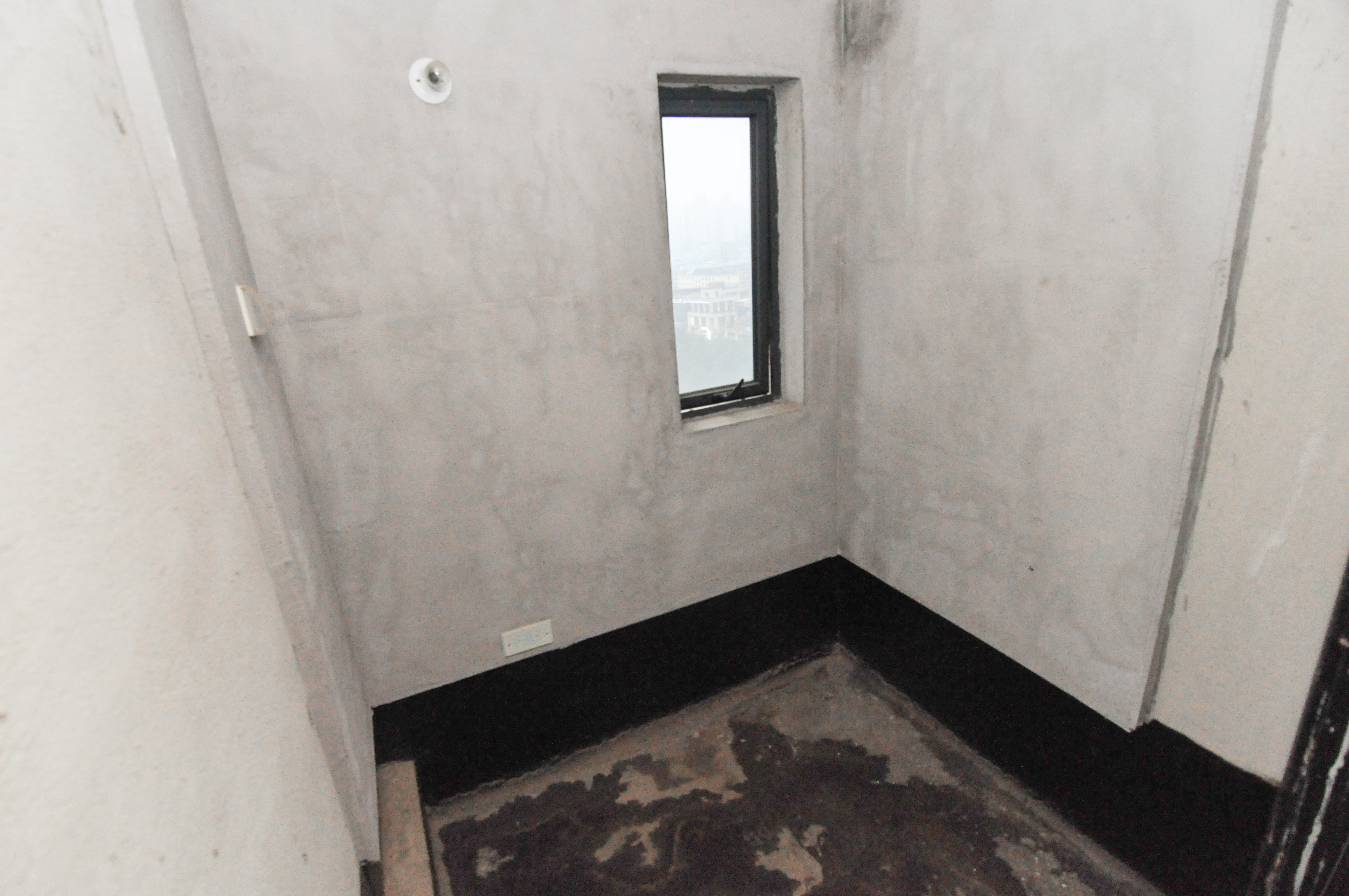 中建梅溪湖中心  4室2厅2卫   170.00万其他